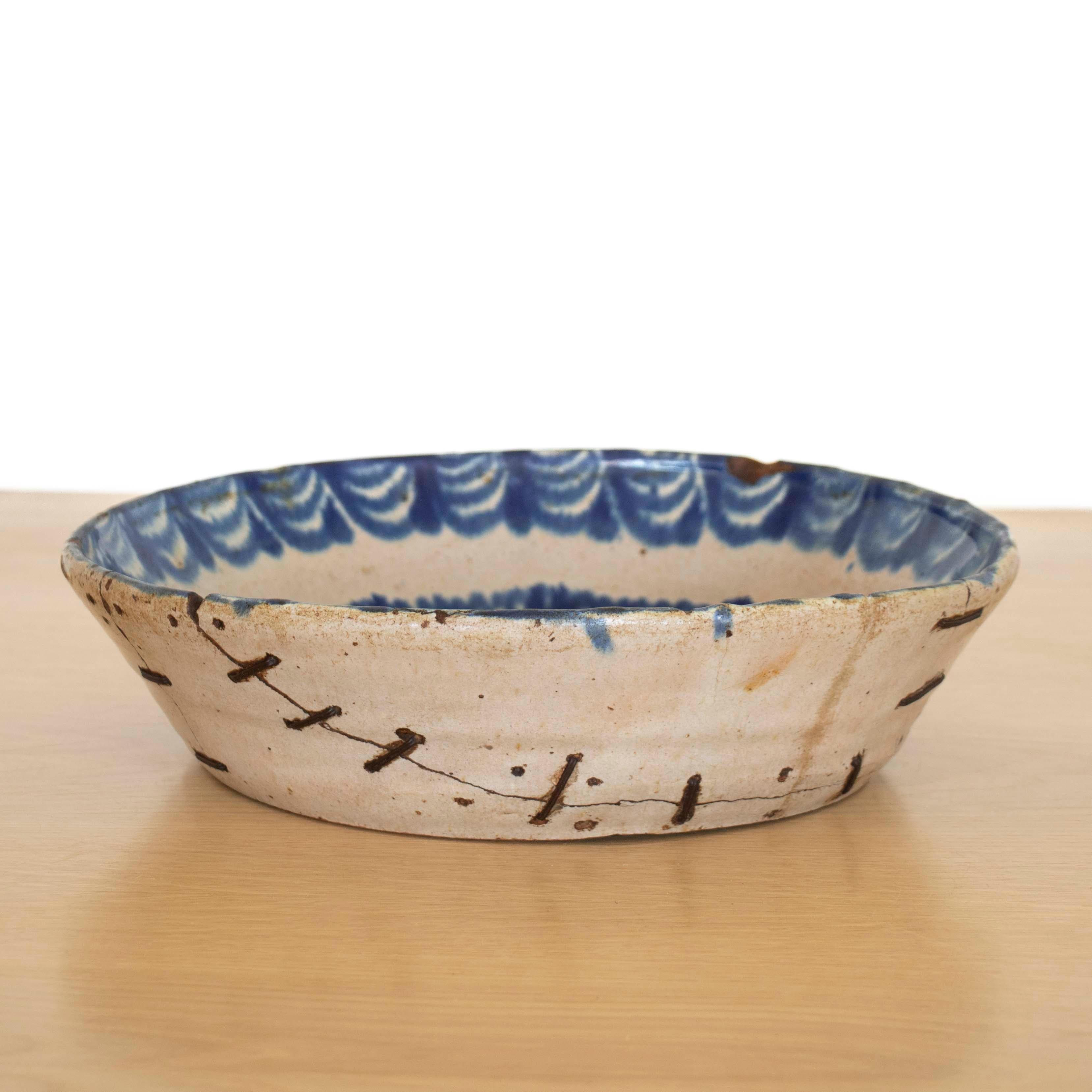 19th c. Spanish Blue Fajalauza Lebrillo Bowl For Sale 3