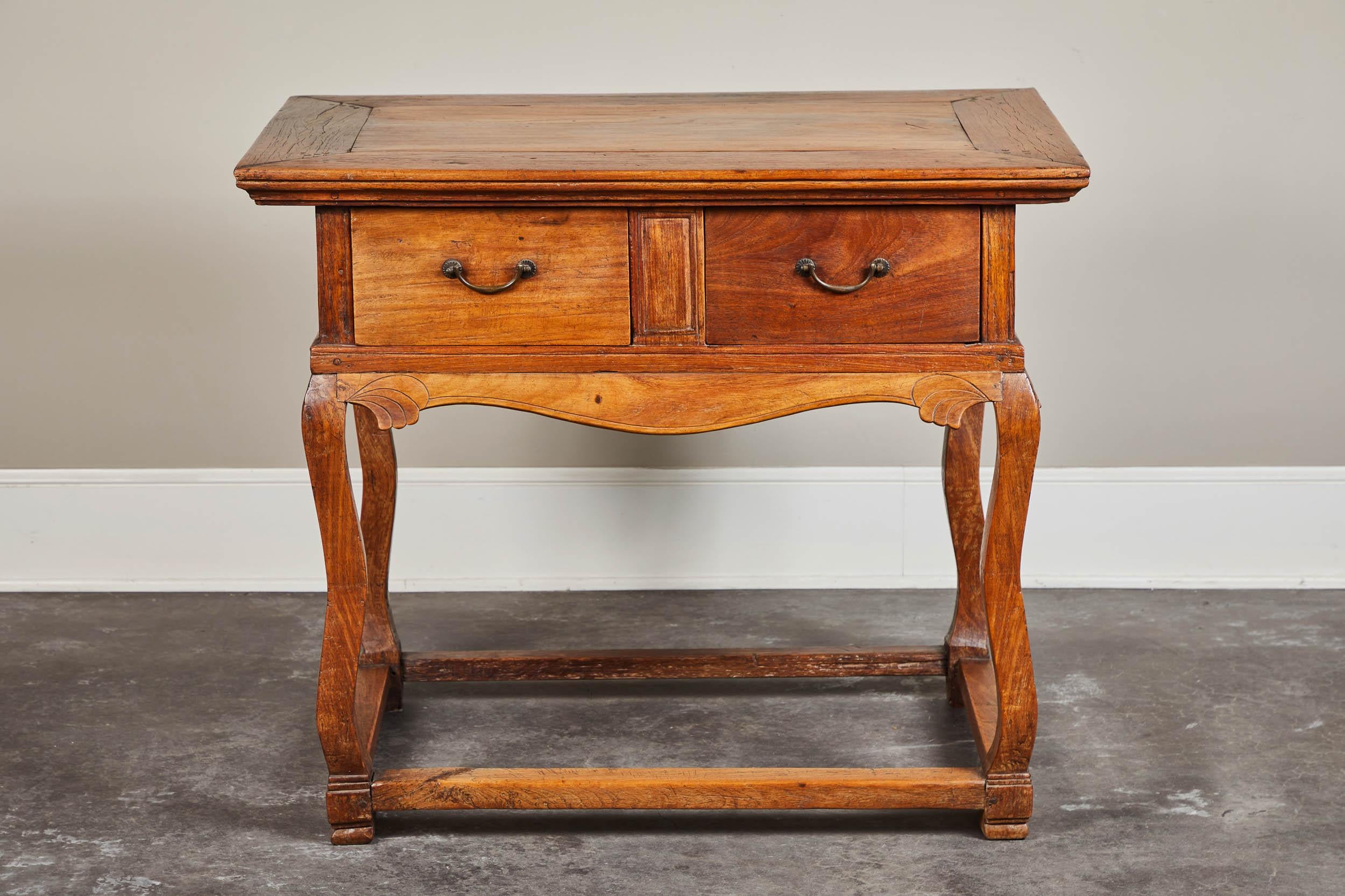 19th Century Spanish Colonial Narra Philippine Altar Table In Good Condition For Sale In Pasadena, CA