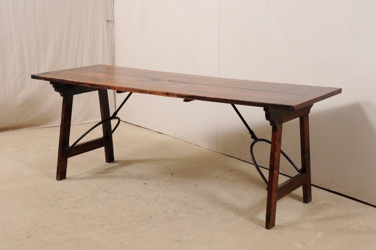 Spanish Table with Legs Uniquely Designed to be Folded for Easy Storage 2