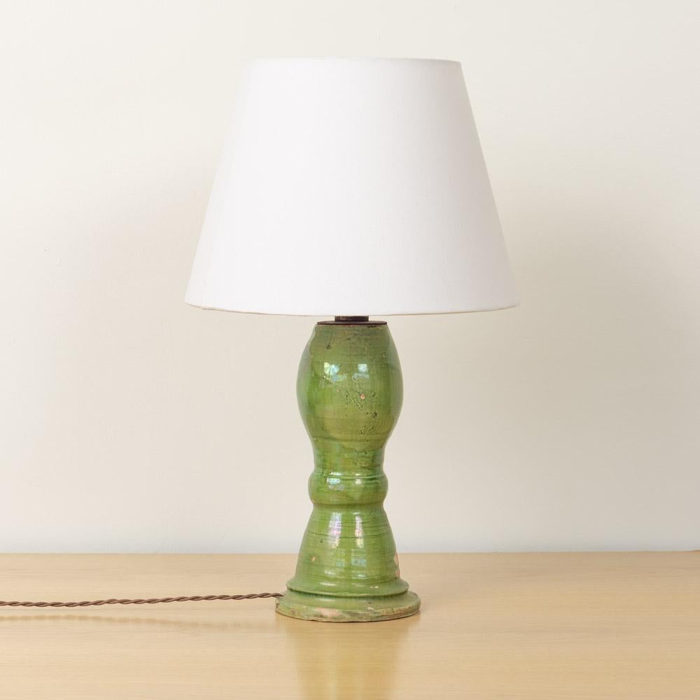 Lampada spagnola in terracotta con smalto verde del XIX secolo In condizioni buone in vendita a Los Angeles, CA