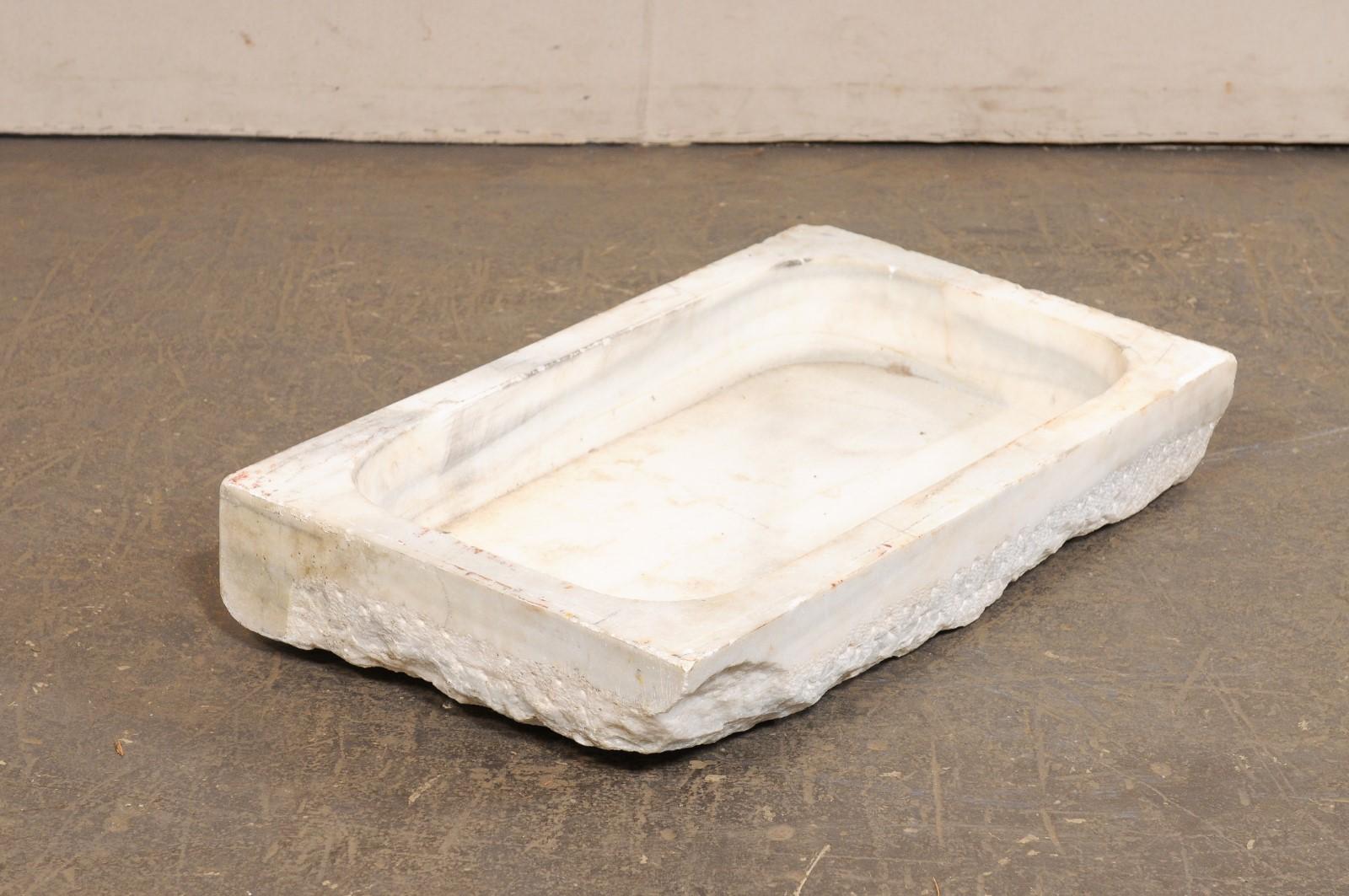 Lavandino in marmo bianco spagnolo del XIX secolo in vendita 2