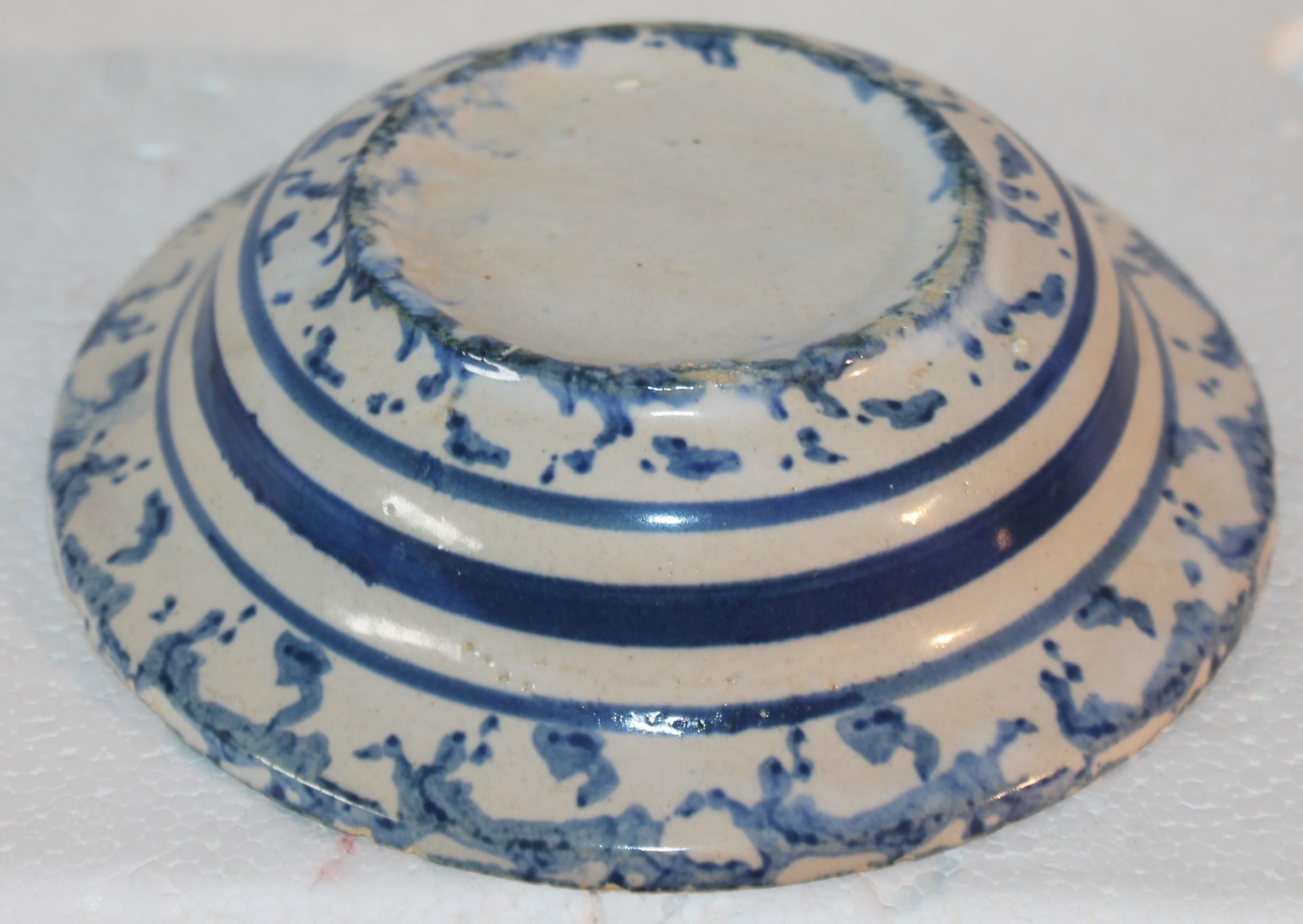 Zahnbürstenhalter / Schale aus Spongeware aus dem 19. Jahrhundert (Töpferwaren) im Angebot
