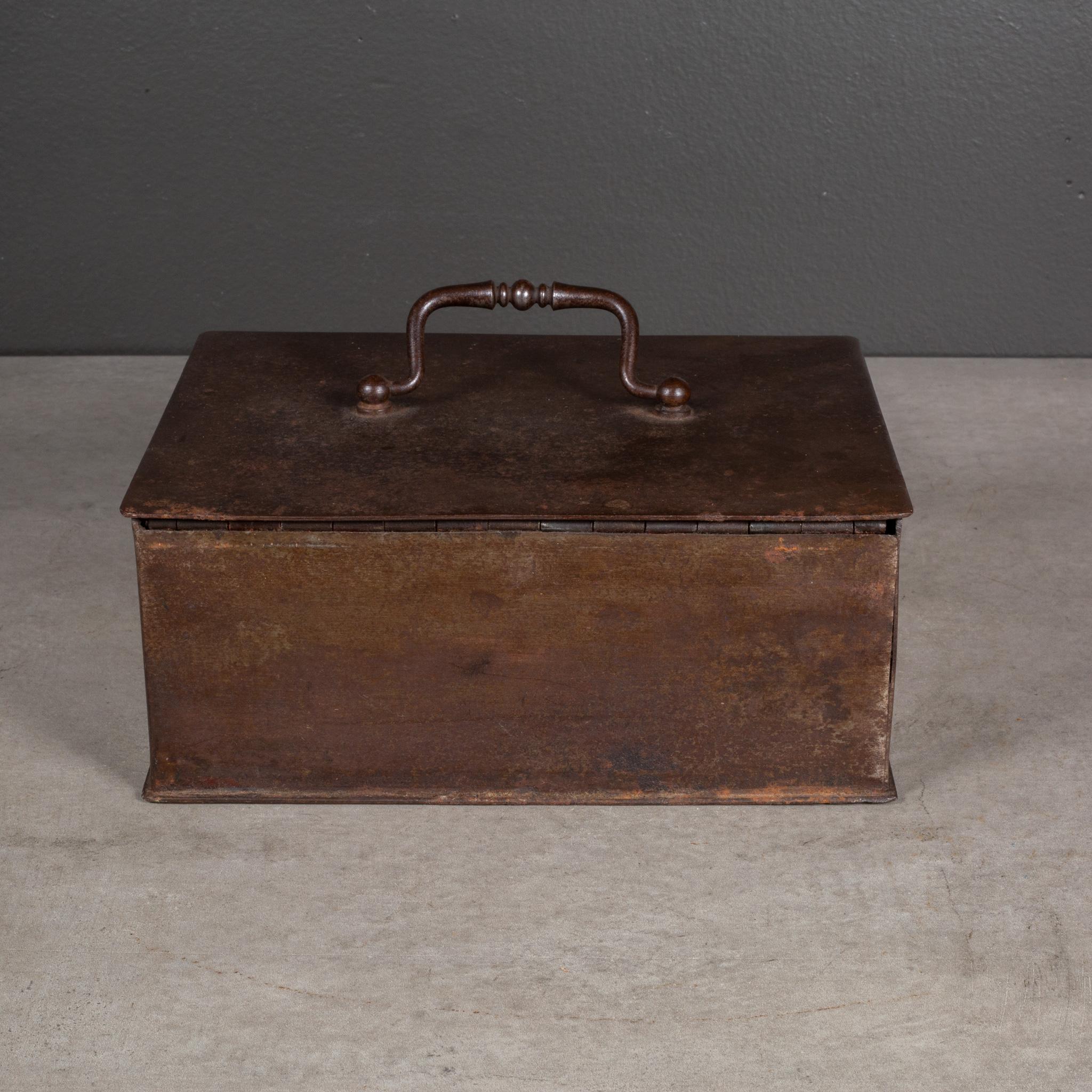 19th c. Steel Lockbox with Key In Good Condition For Sale In San Francisco, CA