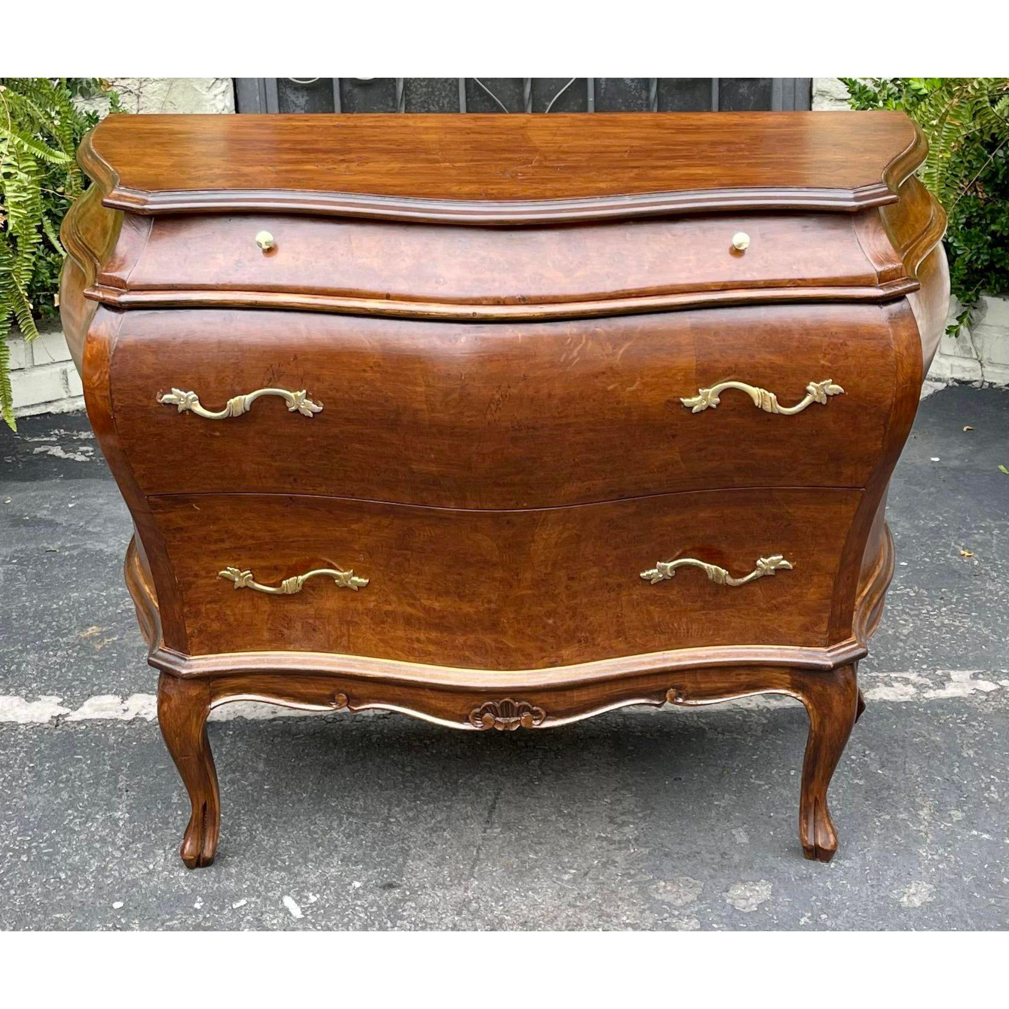 19th C, Style Italian Bombay Burl Walnut Commode Night Stand End Table In Good Condition In LOS ANGELES, CA