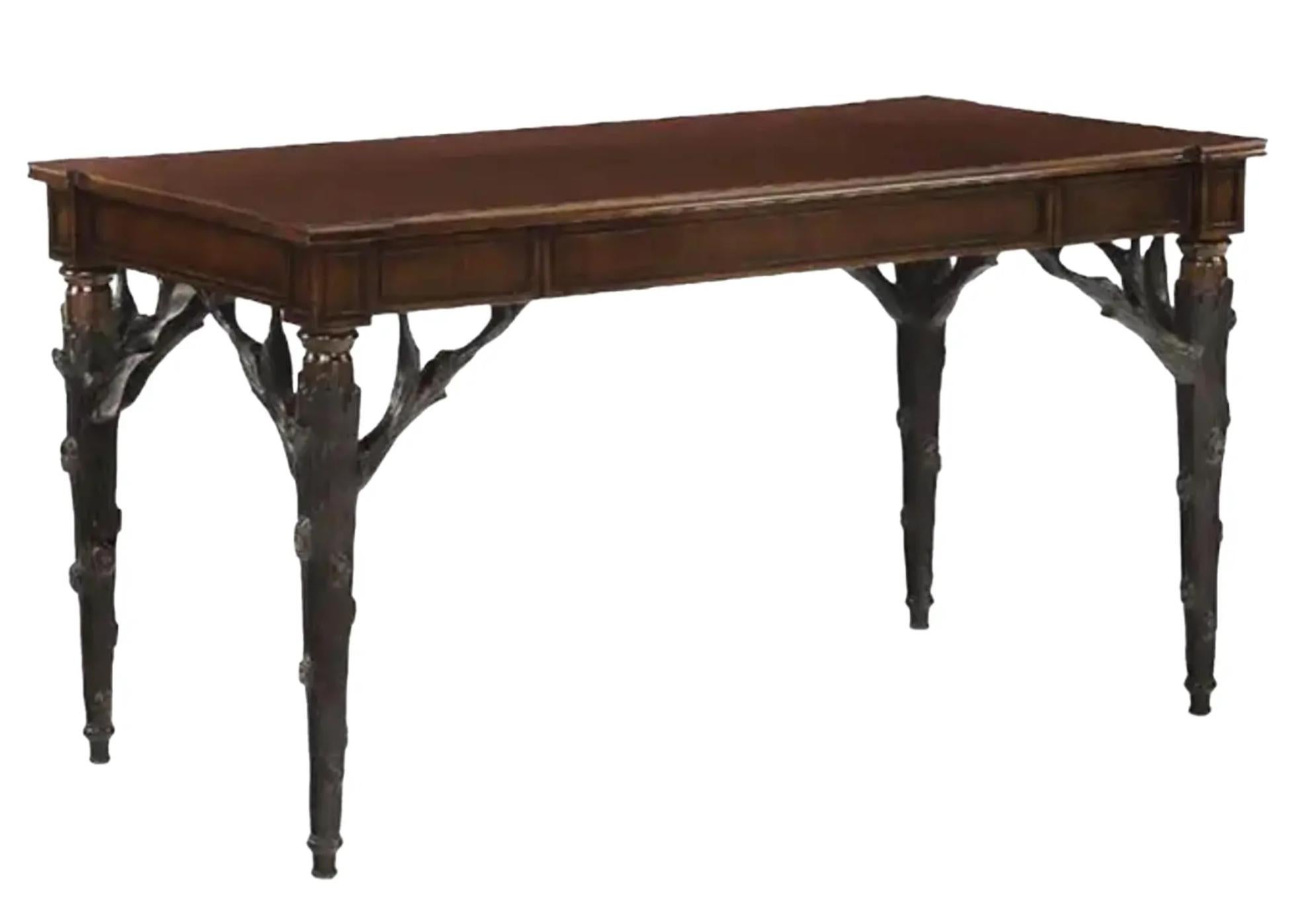 Regency Scrivania A.I.C. in ebano e mogano Dafne in stile XIX secolo di Michael Taylor in vendita