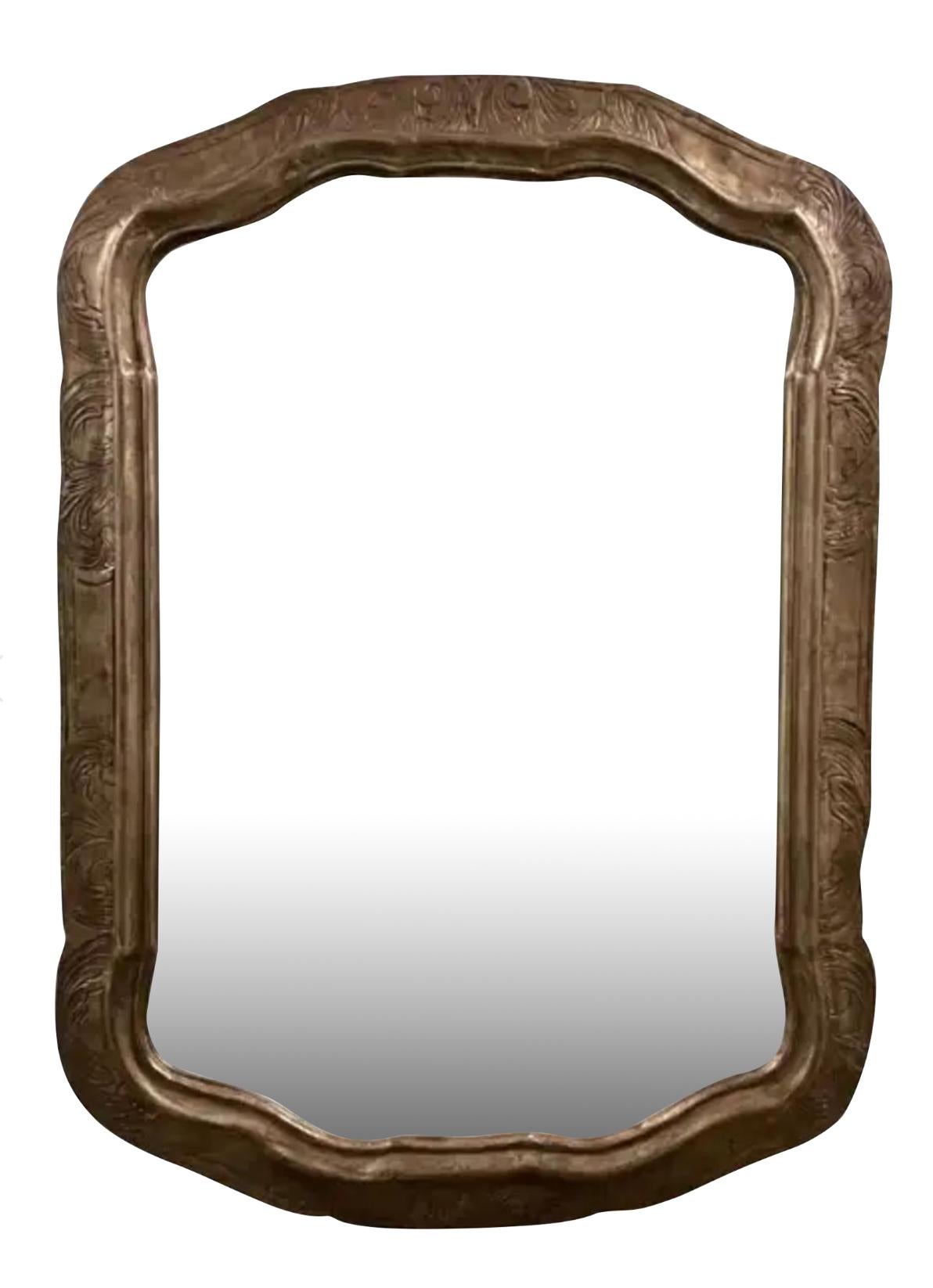 Americano Specchio in legno dorato in argento in stile XIX secolo di Friedman Brothers in vendita