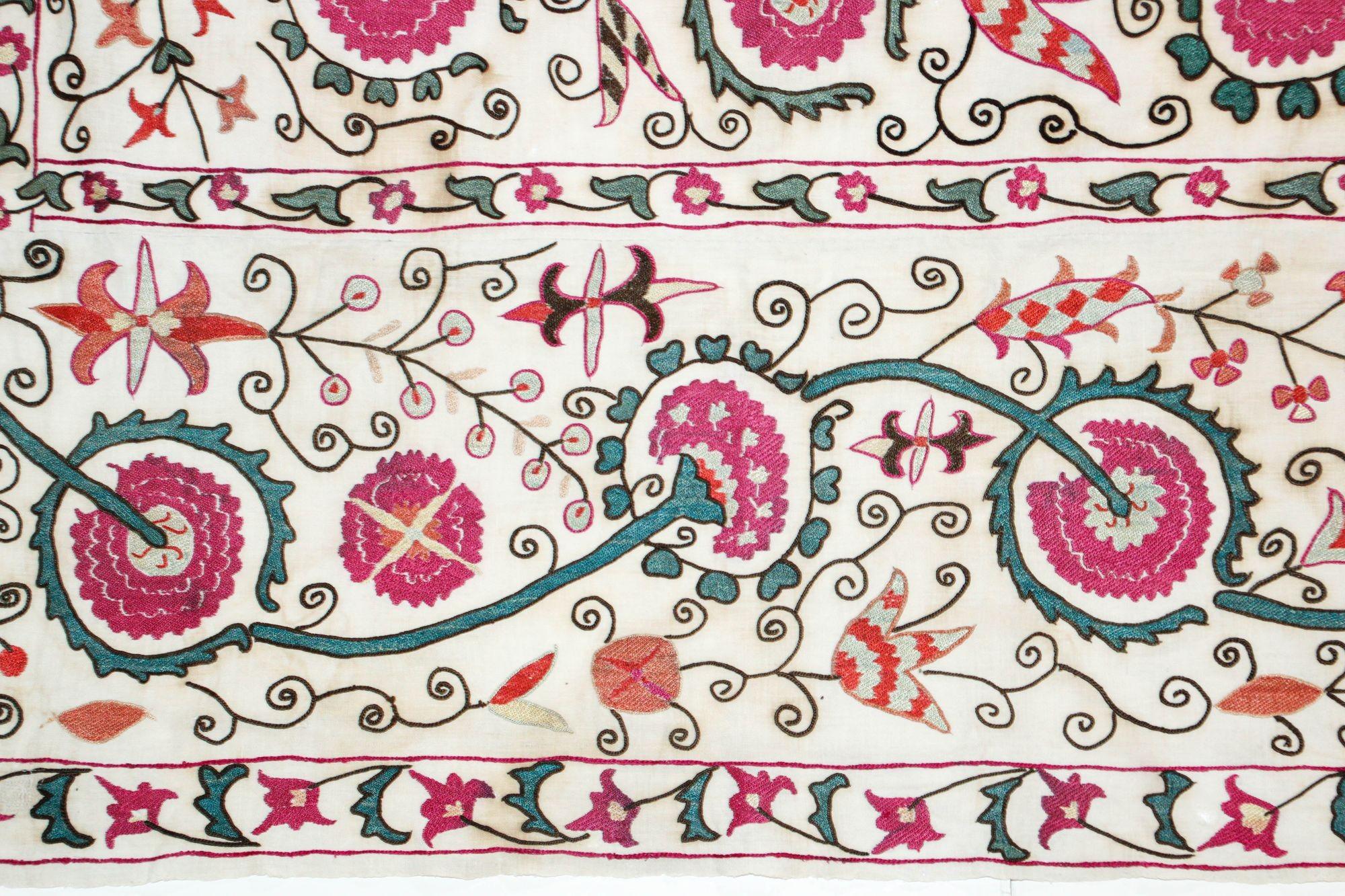 19th C. Suzani Bukhara Uzbekistan Antique Embroidered Islamic Art Textile Susani For Sale 3