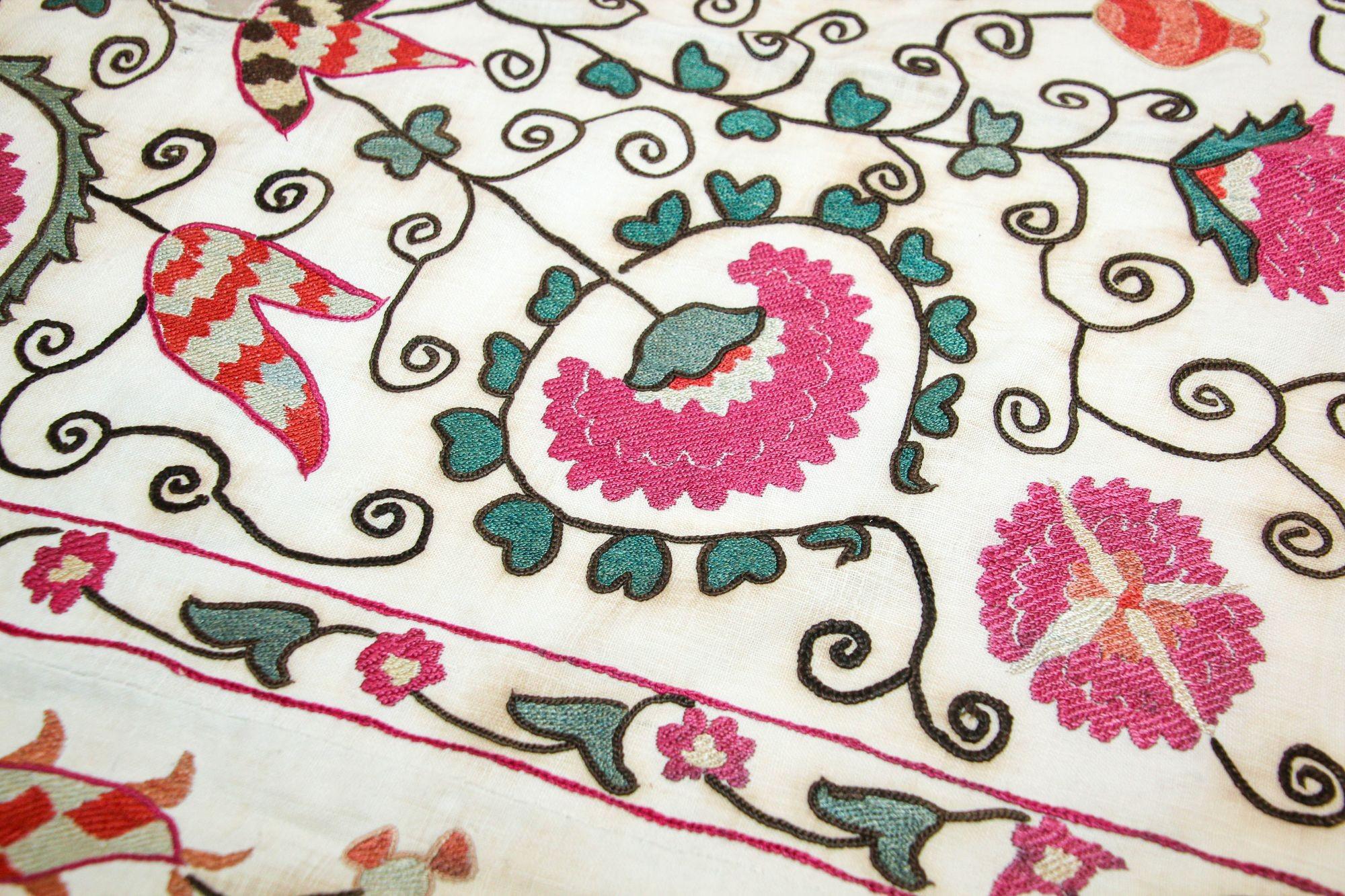 19th C. Suzani Bukhara Uzbekistan Antique Embroidered Islamic Art Textile Susani For Sale 7