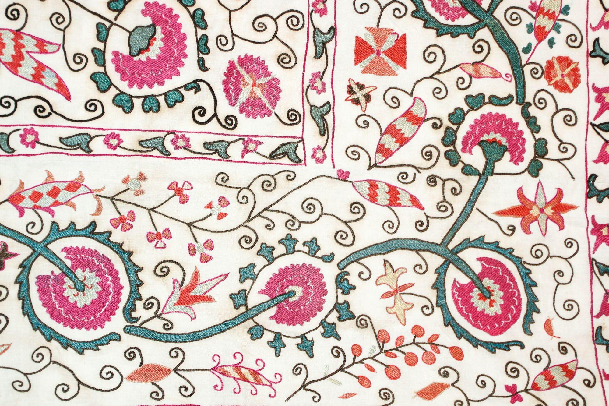 19th C. Suzani Bukhara Uzbekistan Antique Embroidered Islamic Art Textile Susani For Sale 2