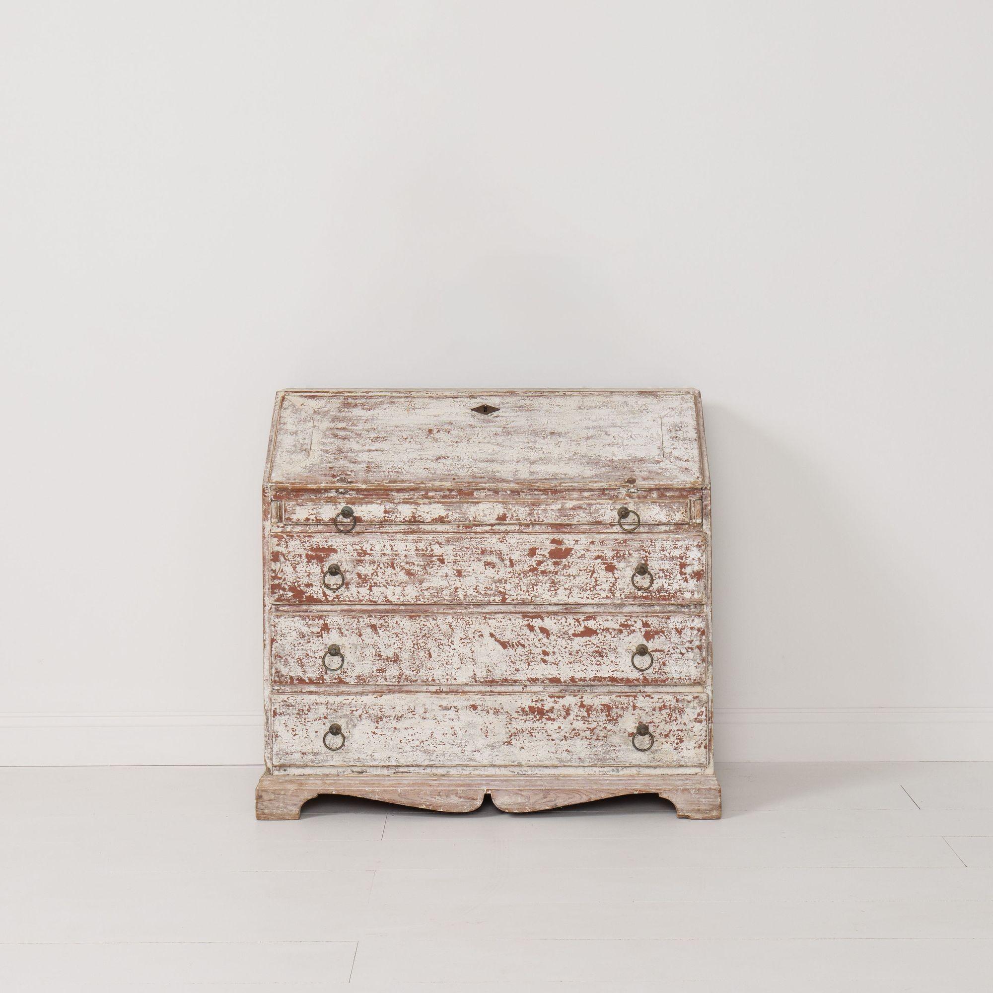 19th c. Swedish Bureau Desk / Secretary in Original Paint For Sale 3
