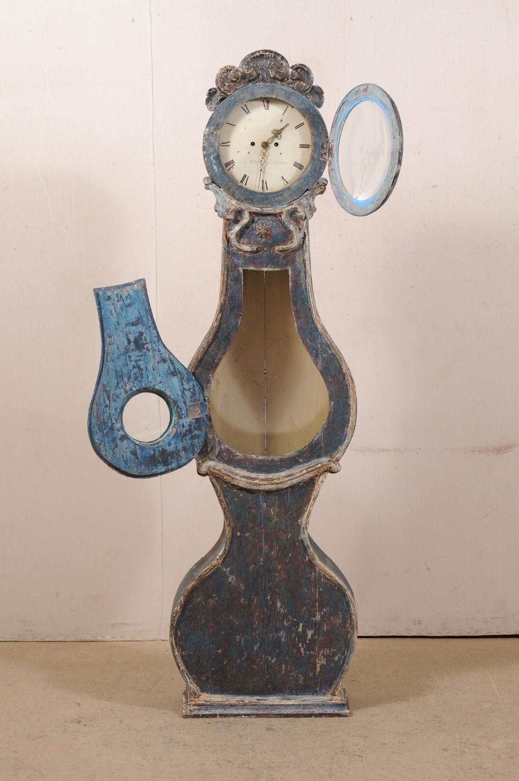 19th Century Swedish Fryksdahl Long-Case Clock, Curvy Body and Blue Palette In Good Condition In Atlanta, GA