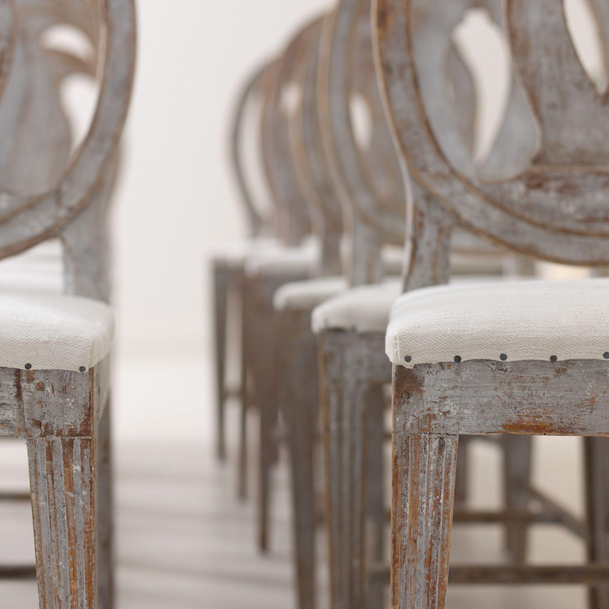 19th c. Collection of Twelve Gustavian 'Swedish Model' Chairs in Original Paint 6