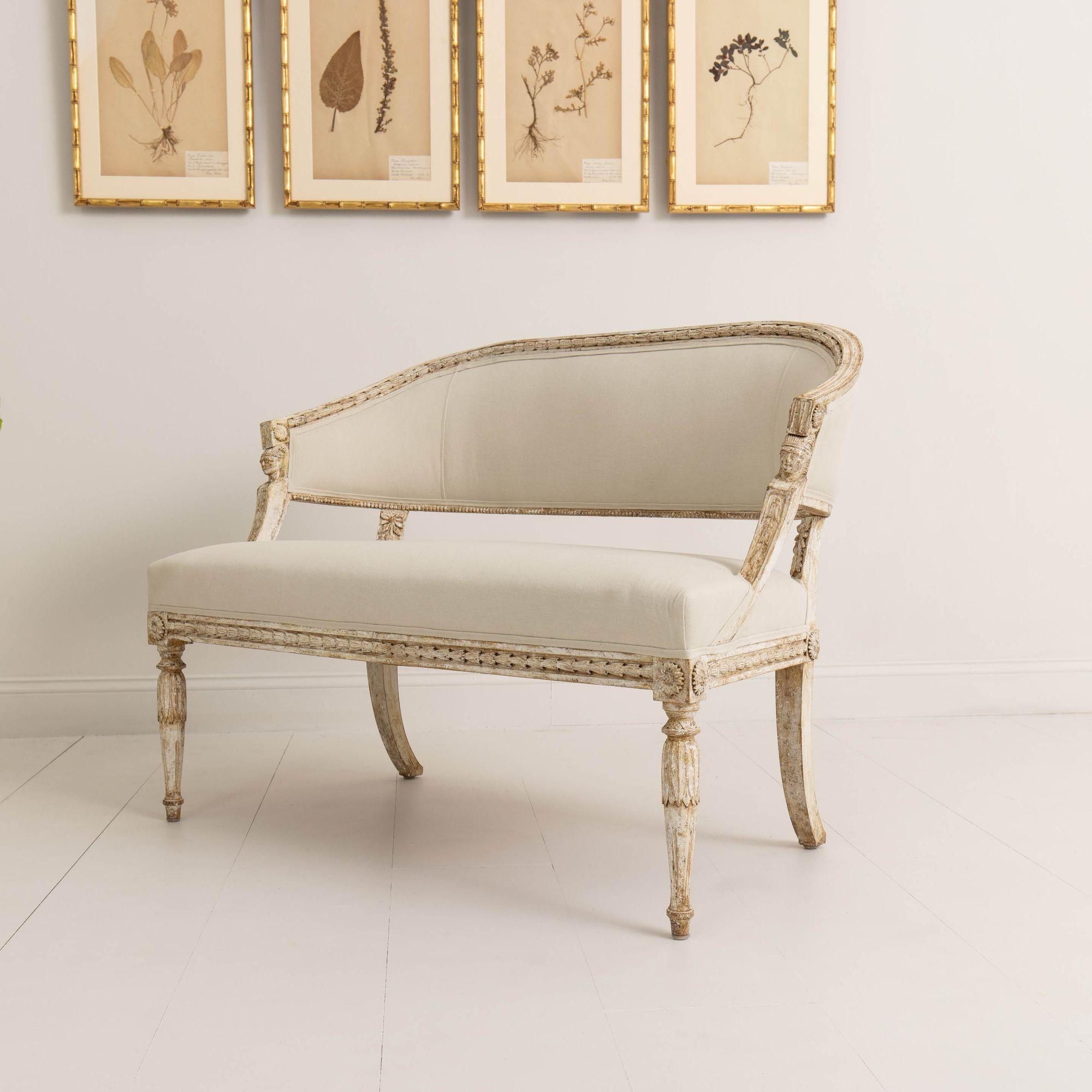 19th c. Swedish Gustavian Settee with Egyptian Carvings in Original Paint For Sale 8