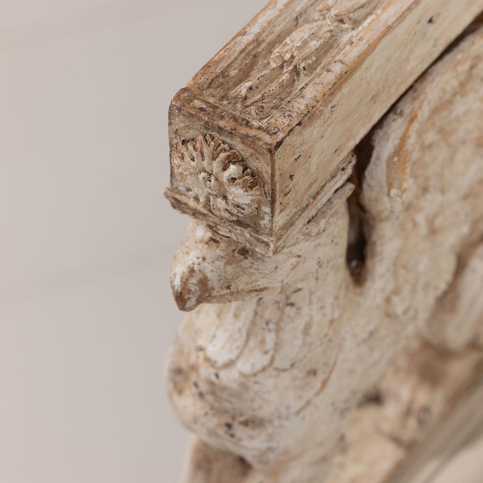 19th c. Swedish Gustavian Sofa Bench with Griffins in Original Paint 7