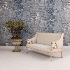 19e s. Banc de canapé gustavien suédois avec griffons dans sa peinture d'origine