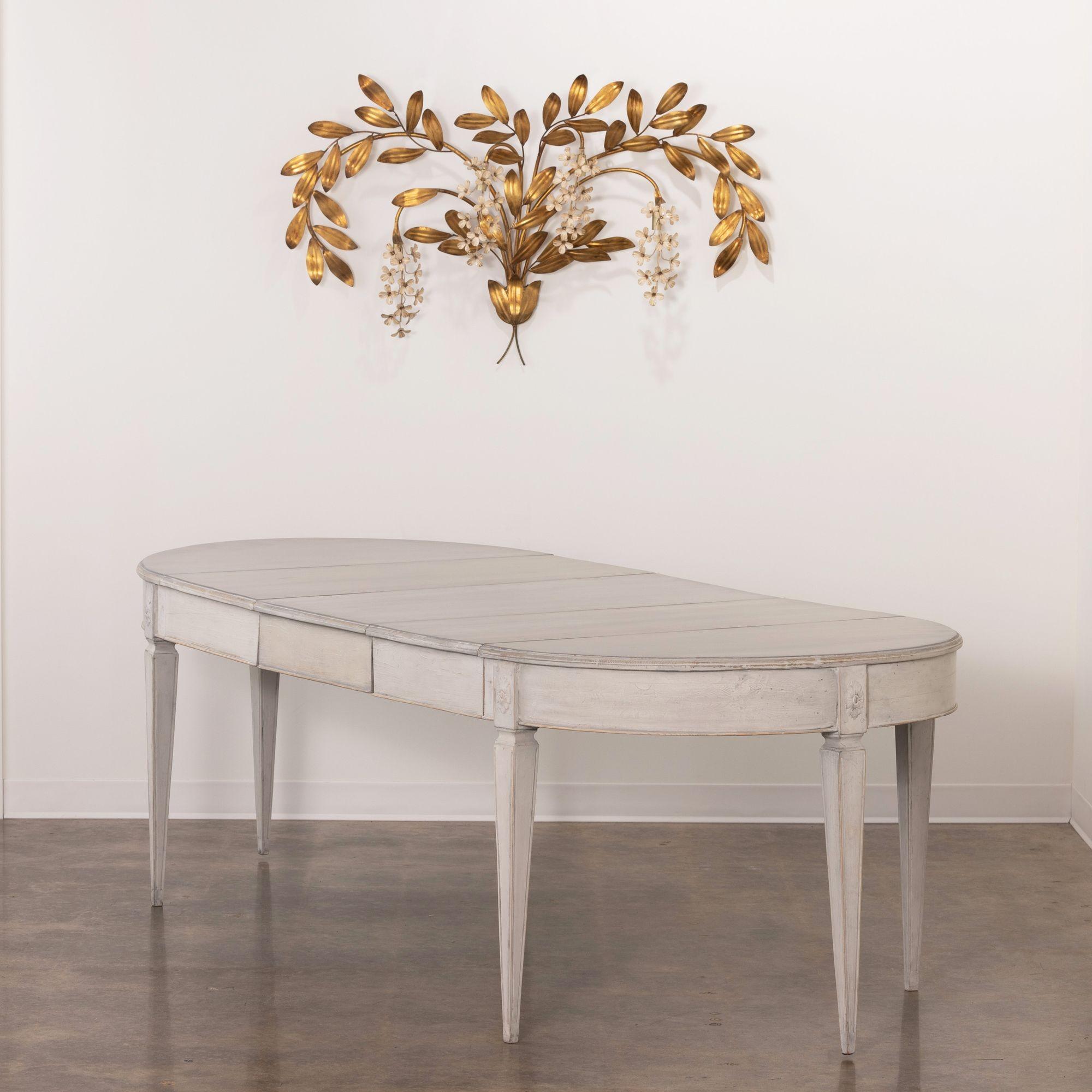 19th c. Swedish Gustavian Style Extension Table with Three Leaves 1