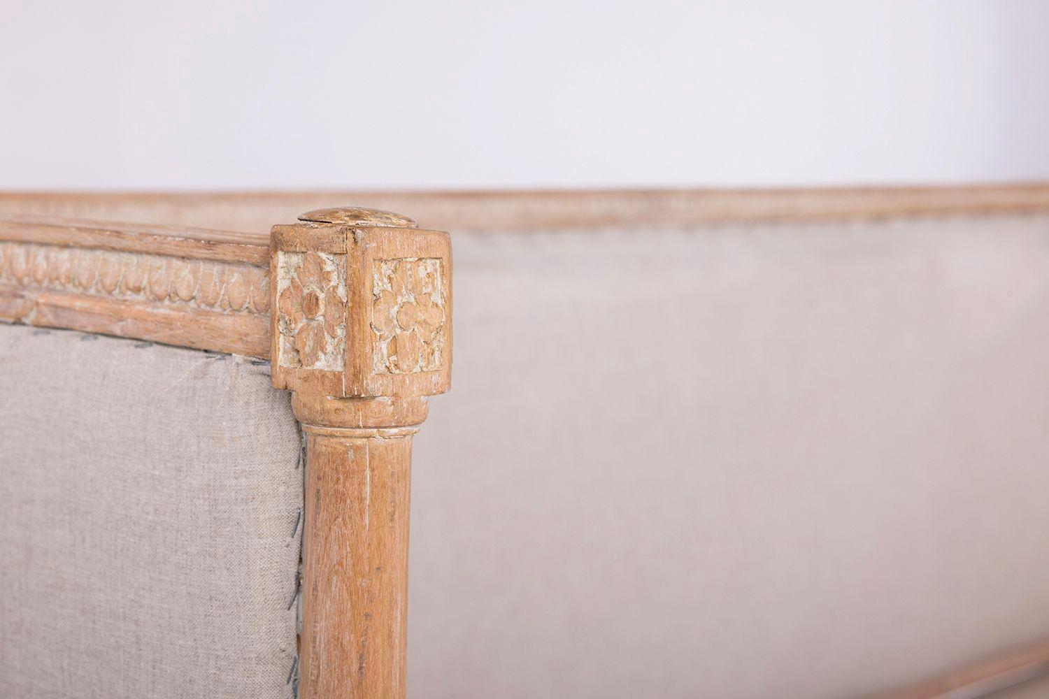 19th c. Swedish Gustavian Style Sofa Bench in Original Patina In Good Condition For Sale In Wichita, KS