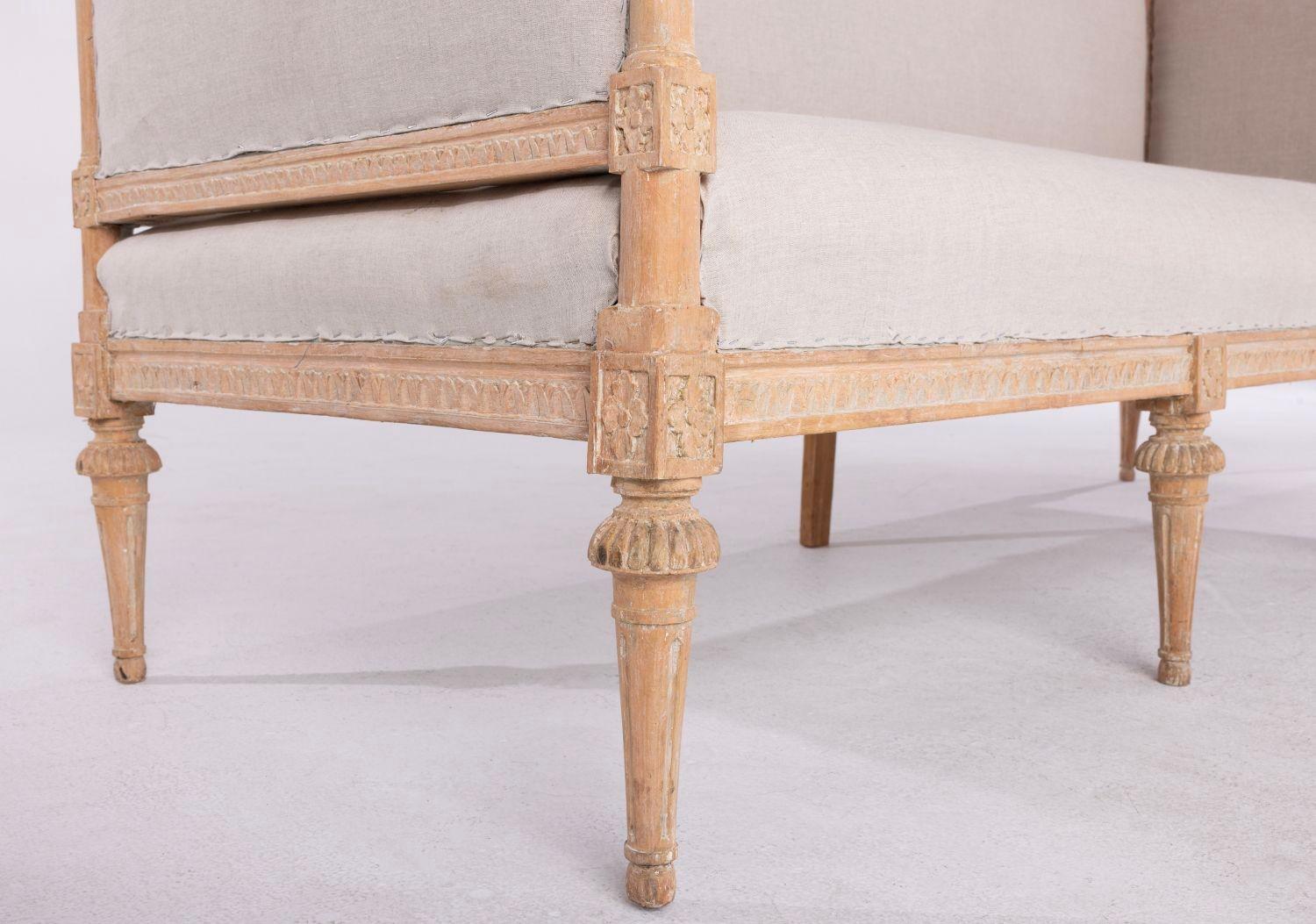 Fabric 19th c. Swedish Gustavian Style Sofa Bench in Original Patina For Sale