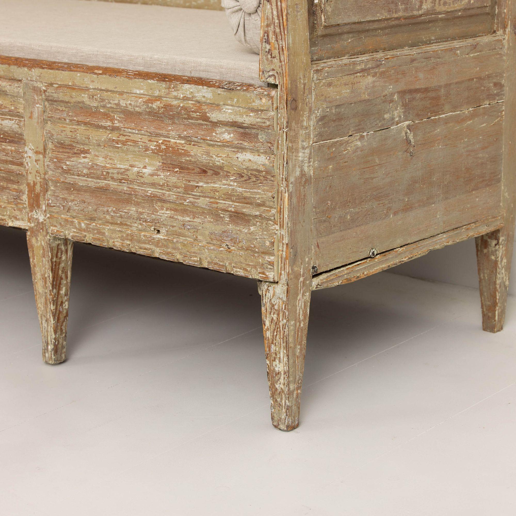 19th c. Swedish Late Gustavian Sofa Bench Settee in Original Paint 6