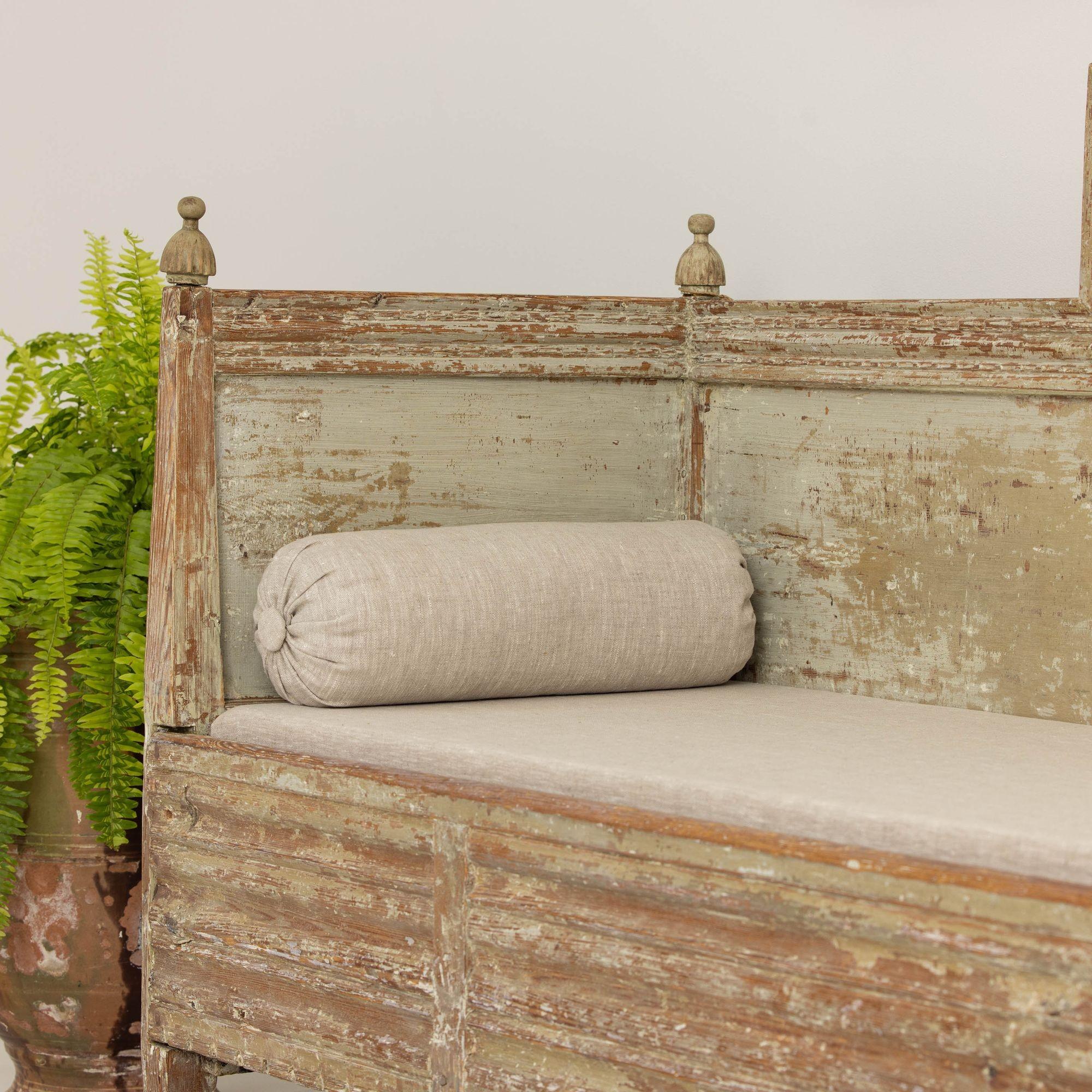 19th c. Swedish Late Gustavian Sofa Bench in Original Paint For Sale 3