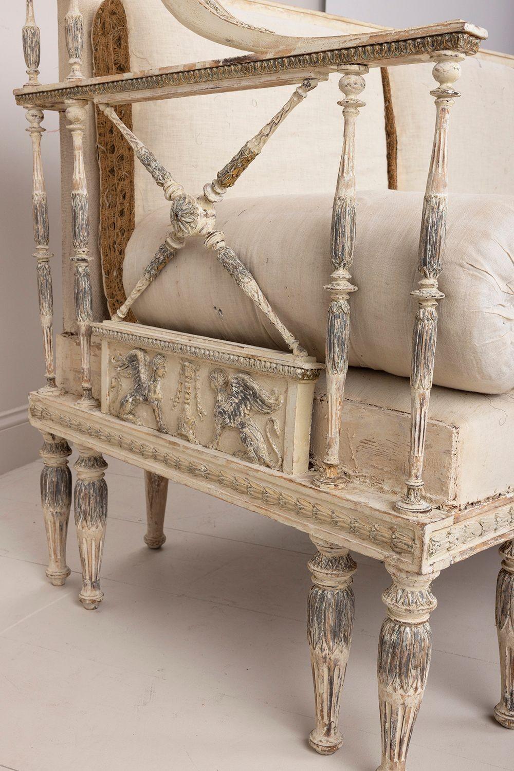 19th c. Swedish Gustavian Sofa Bench with Egyptian Carvings in Original Paint 4