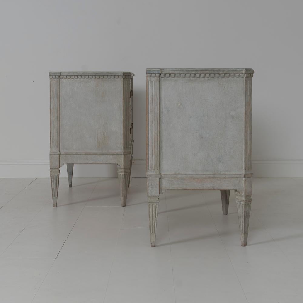 Swedish Pair of Gustavian Style Bedside Chests 7