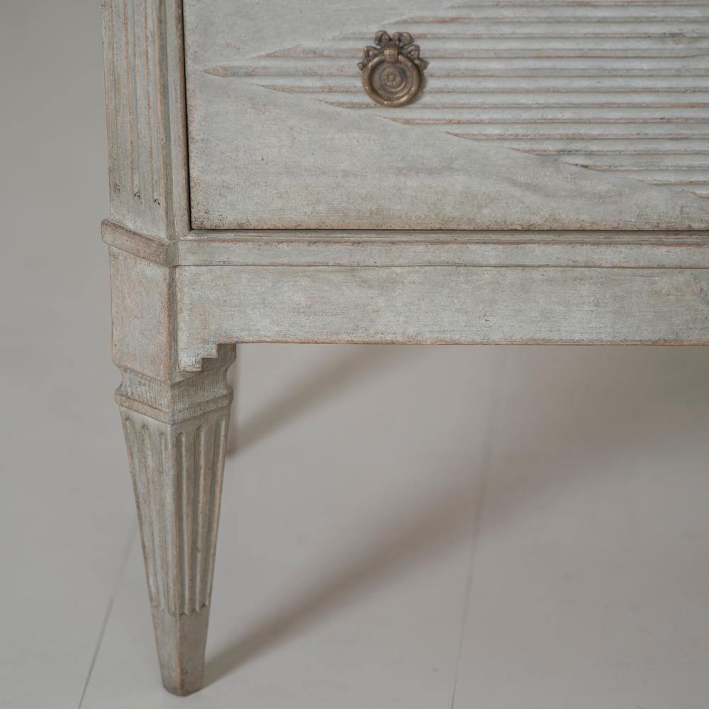 20th Century Swedish Pair of Gustavian Style Bedside Chests