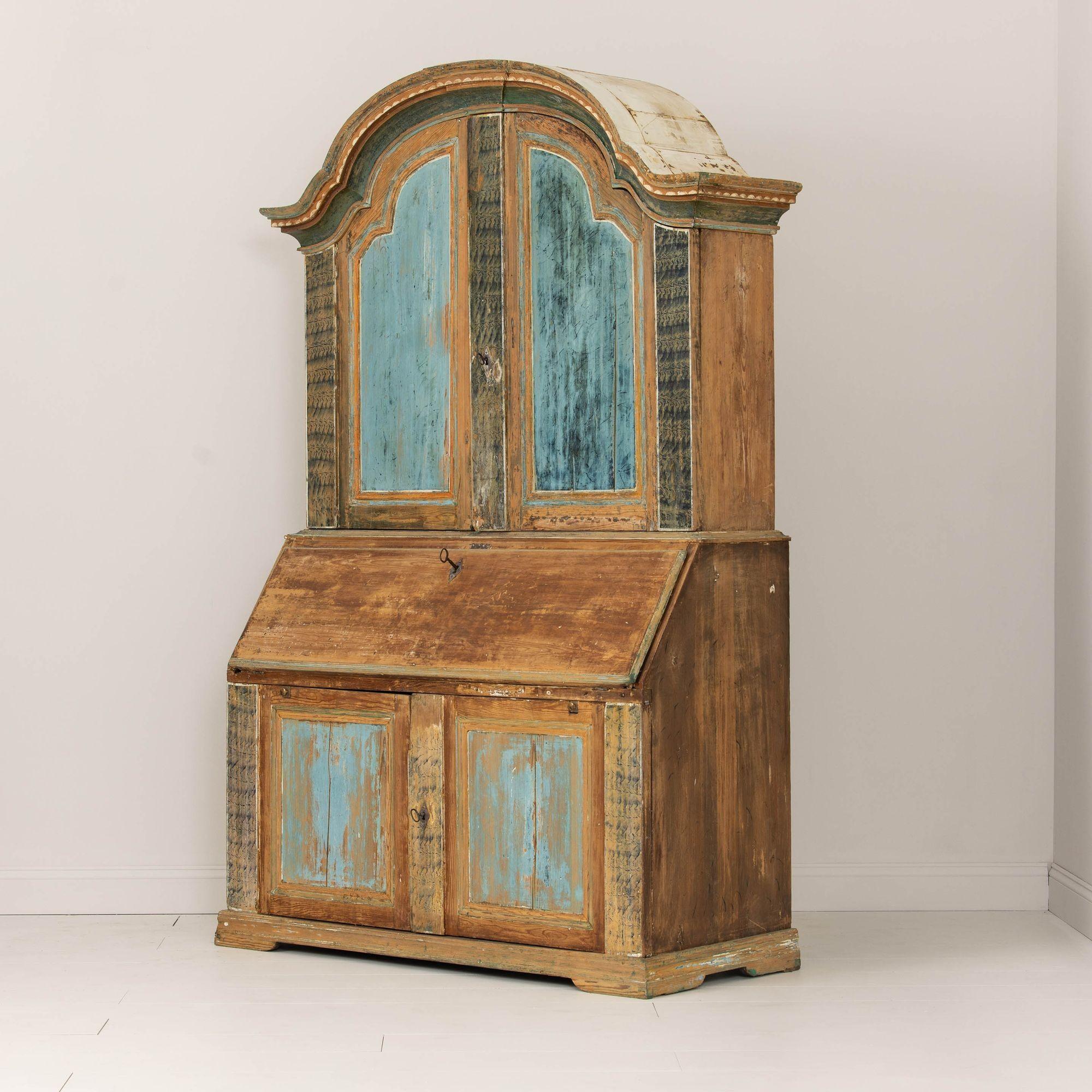 Wood 19th c. Swedish Rococo Secretary with Library in Original Paint For Sale