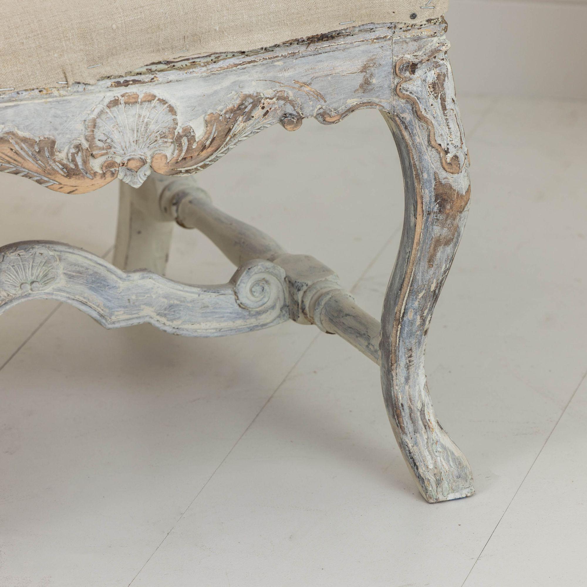 19th c. Swedish Rococo Settee or Sofa Bench in Original Paint For Sale 4