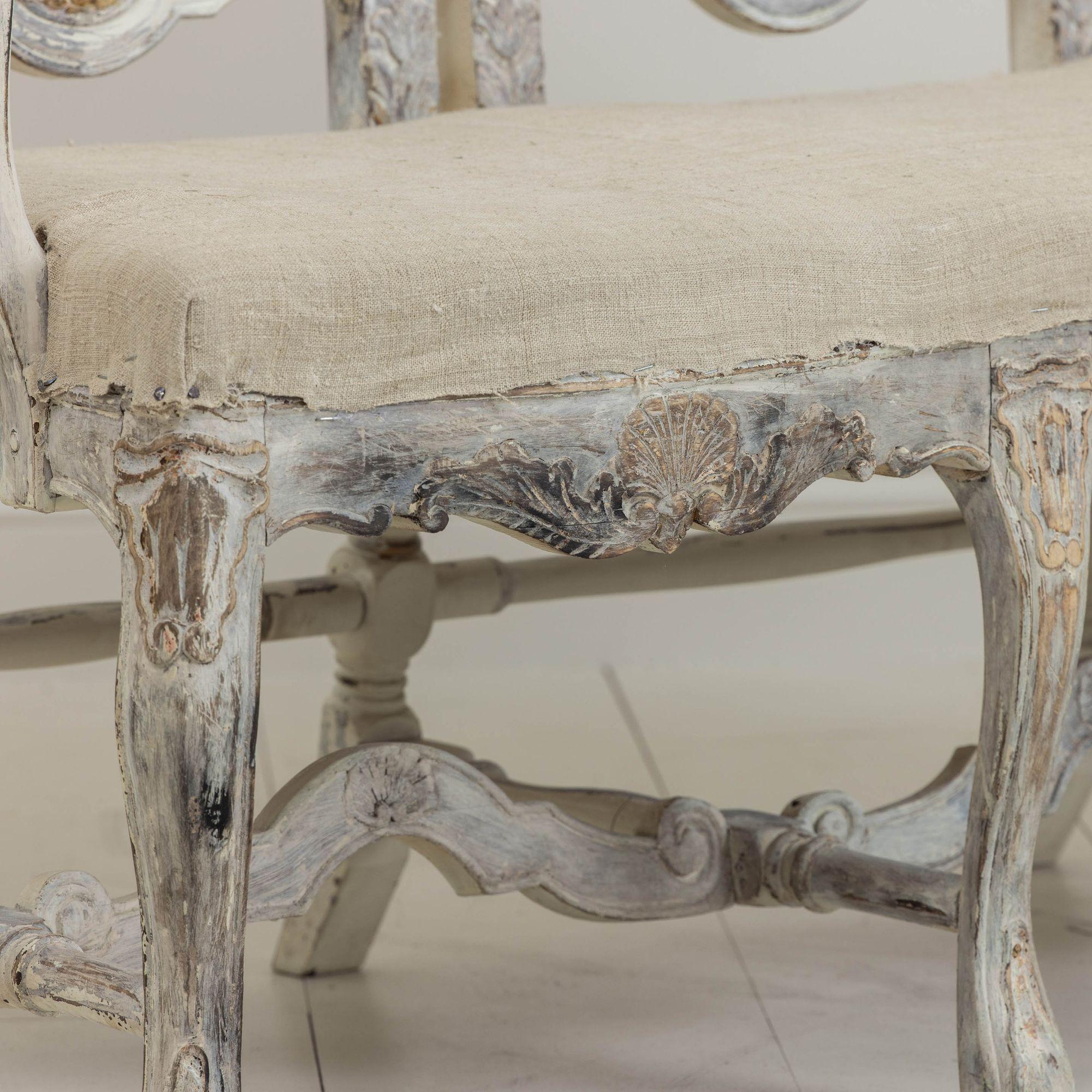 19th c. Swedish Rococo Settee or Sofa Bench in Original Paint For Sale 2