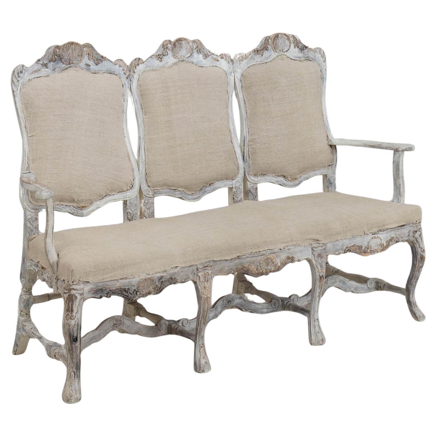 19th c. Swedish Rococo Settee or Sofa Bench in Original Paint For Sale