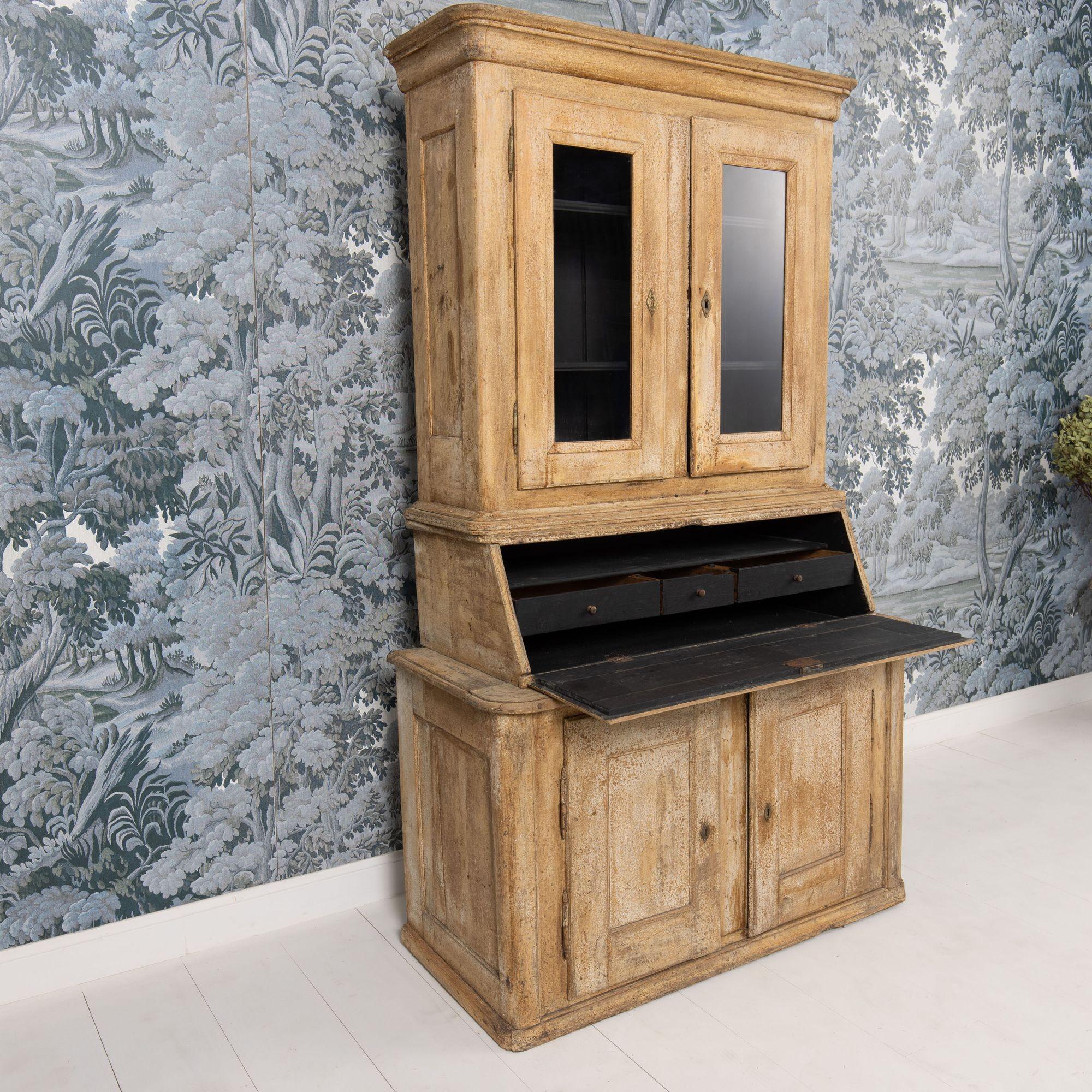 19th c. Swedish Secretary with Vitrine Library in Original Paint For Sale 3