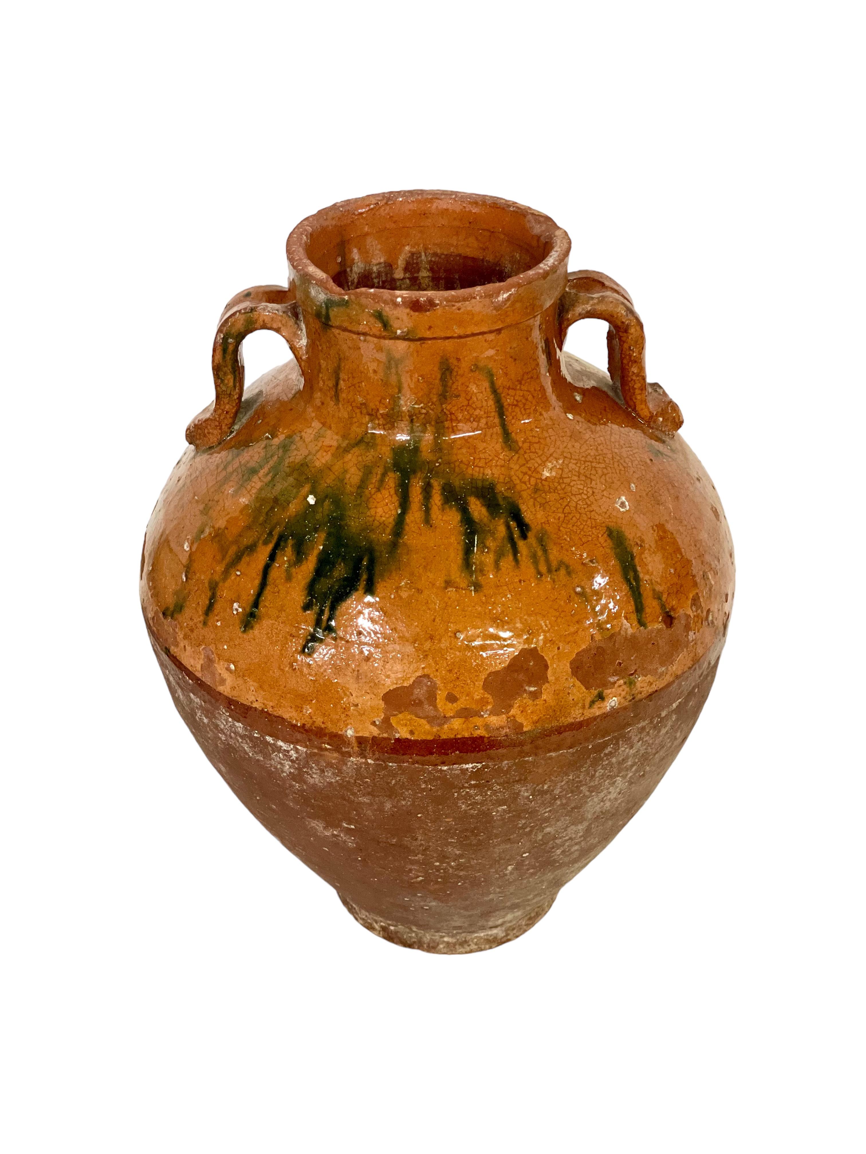 19th C. Terracotta Cruche with Two Handles In Good Condition For Sale In LA CIOTAT, FR