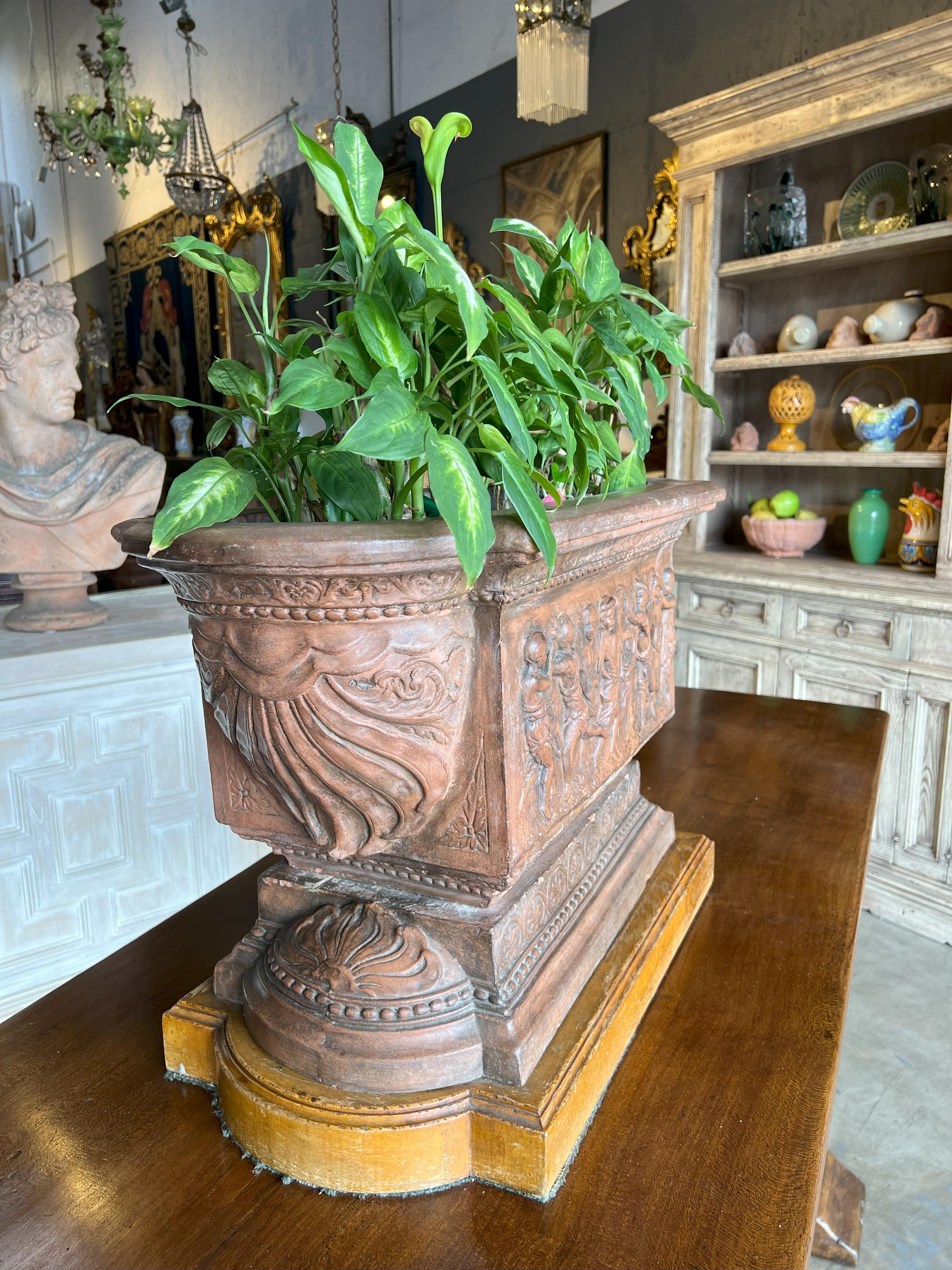 19th C Terracotta Planter Centerpiece with Dancing Cherubs, Florence Circa 1820 In Good Condition For Sale In Encinitas, CA