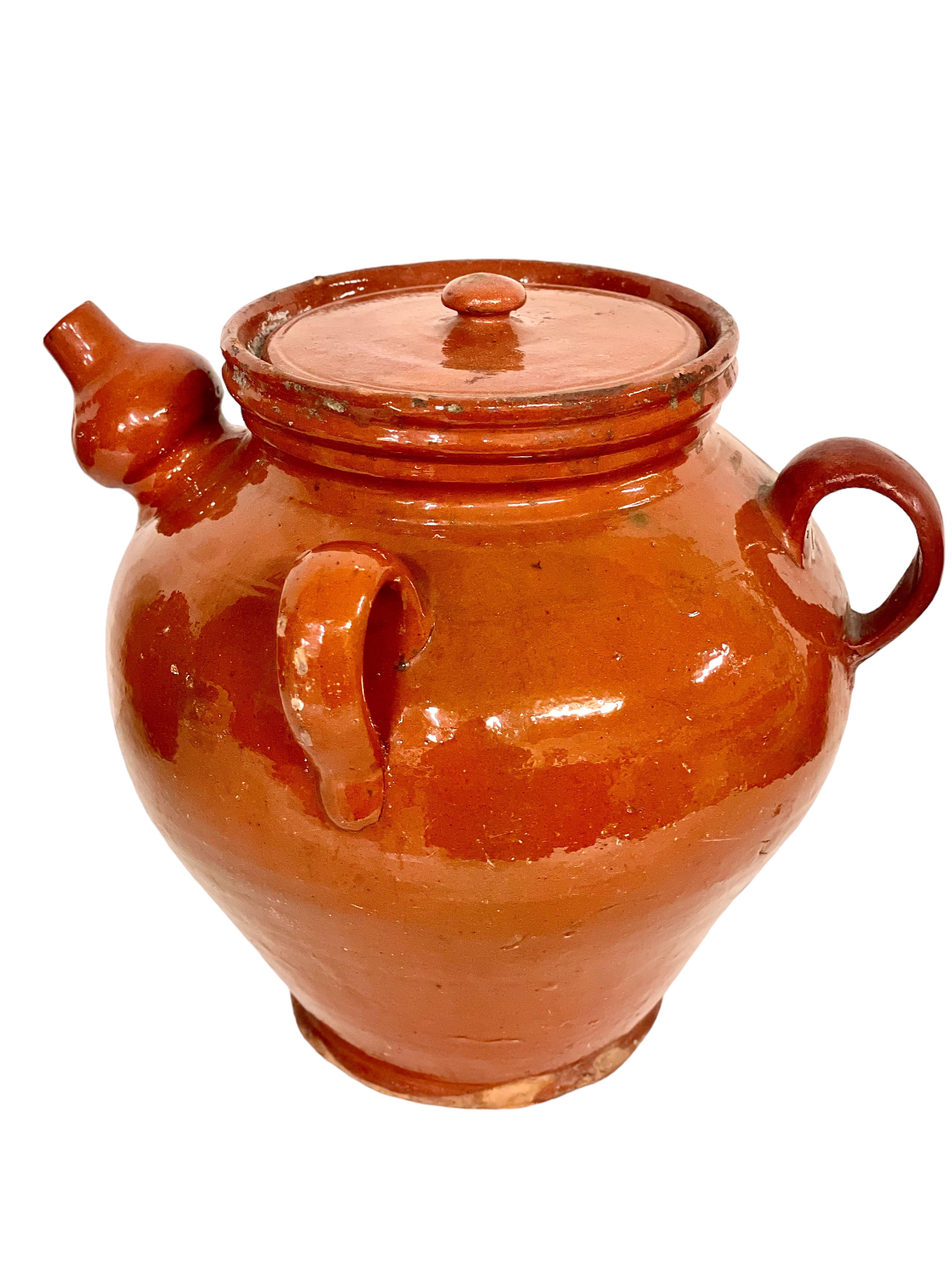 Poterie A.I.C. Grand pot à huile en terre cuite avec son couvercle en vente