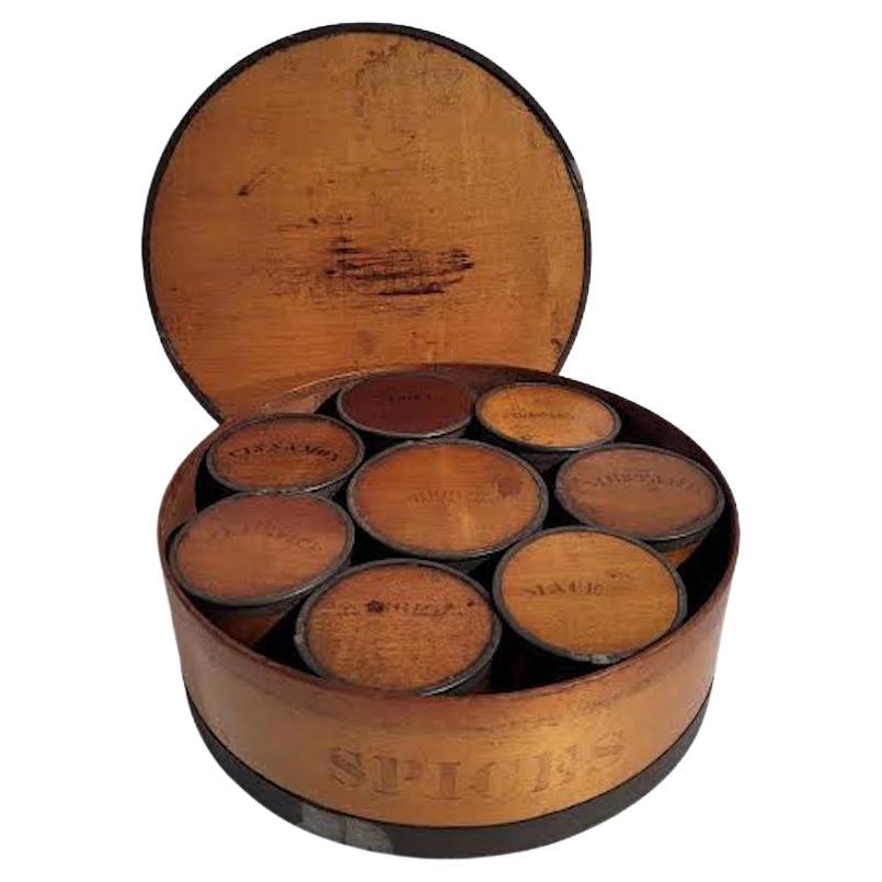 Zinn umwickelte Gewürzbehälter aus Holz, 10 Teile, 19. Jahrhundert im Angebot