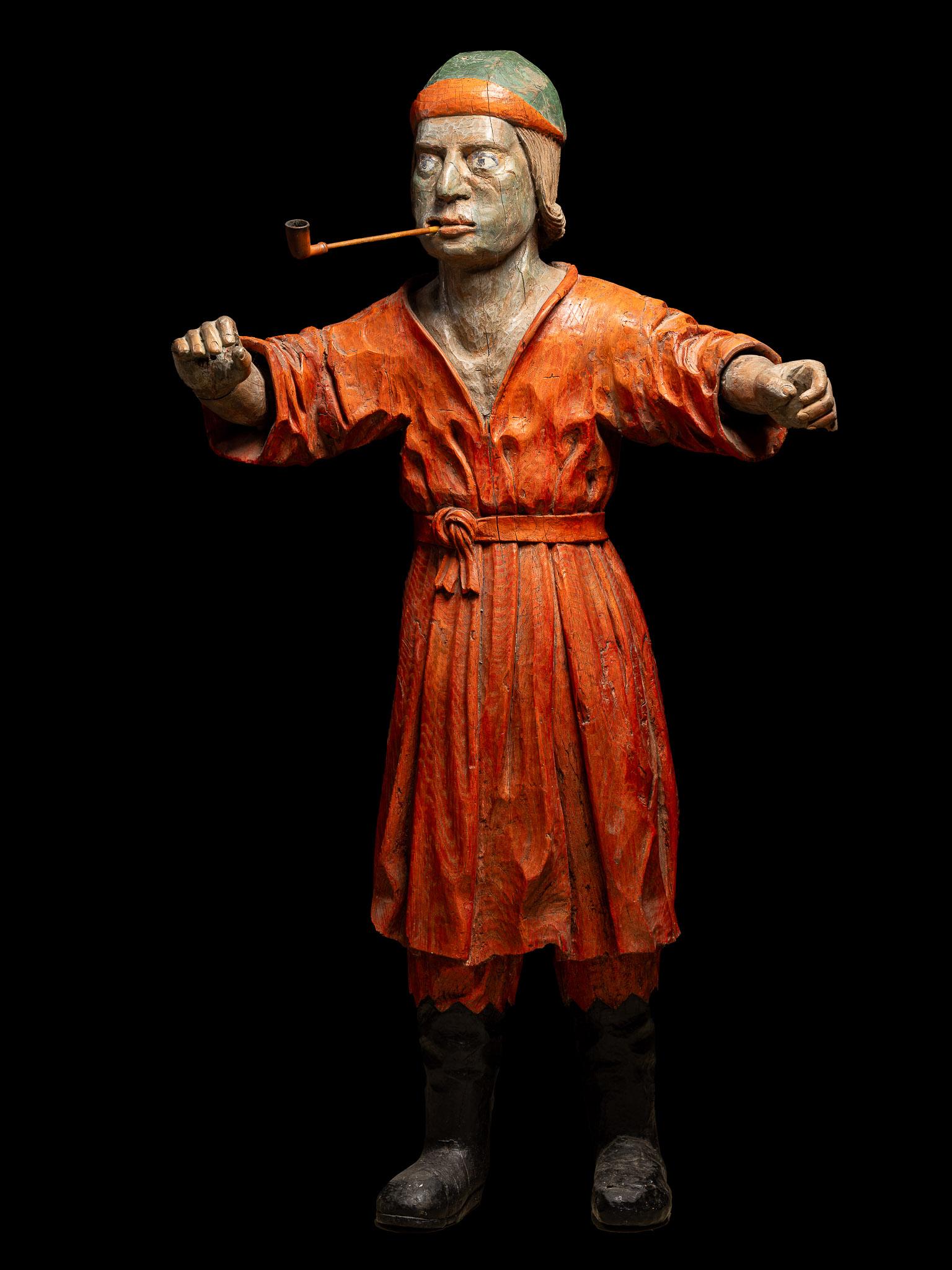 Statua pubblicitaria della tabaccheria del XIX secolo che fuma la pipa - legno policromato - in perfetto stato - si erge da sola.