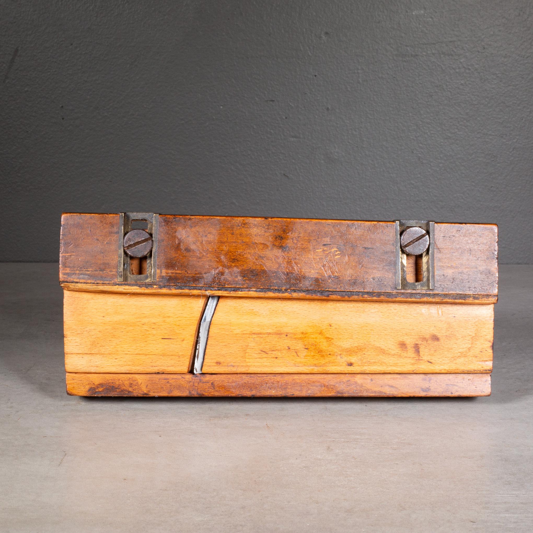 Industriel 19e s. Varvill & Son York Moving Filletster Plane circa 1829-1840 en vente