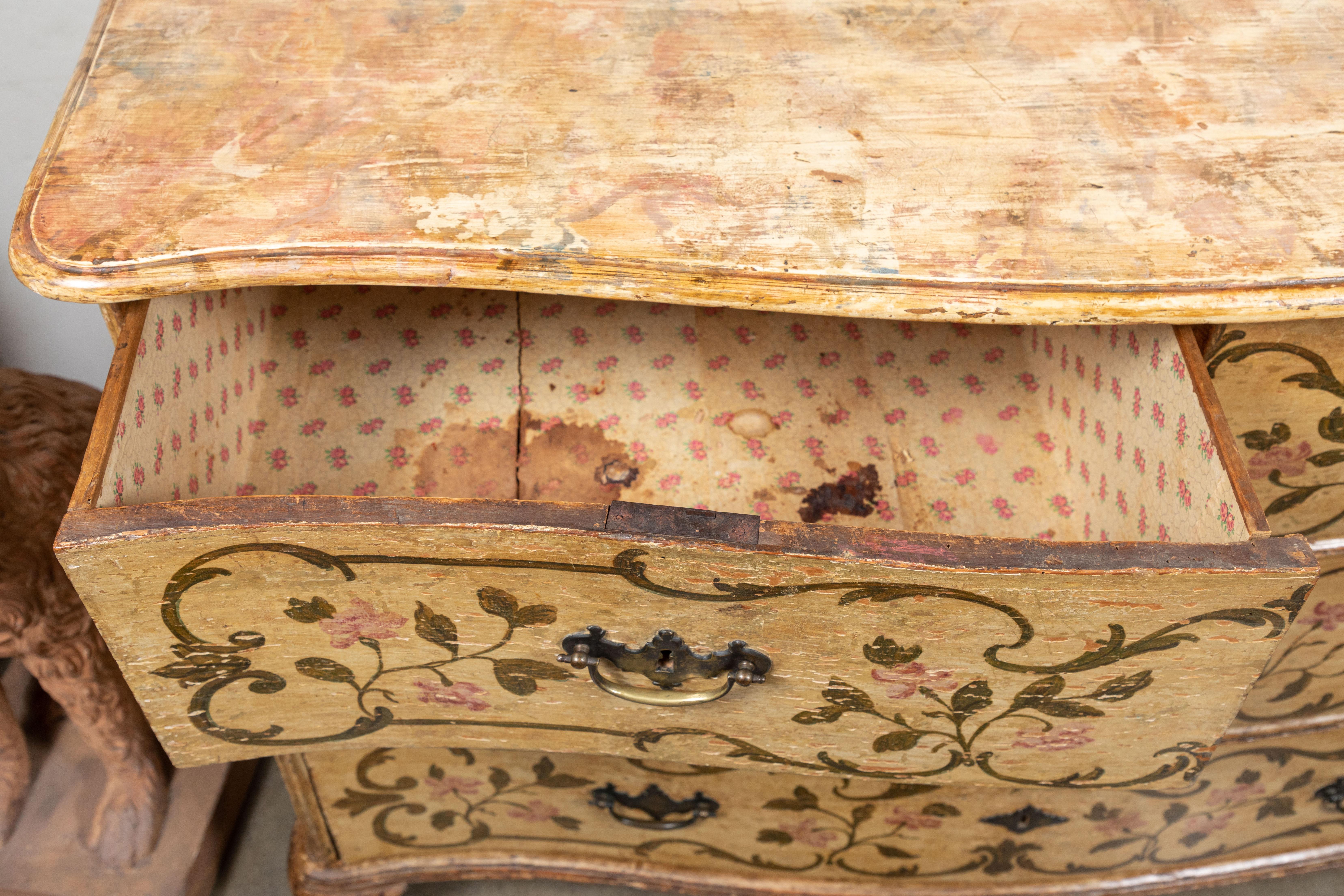 19th Century, Venetian, Floral Painted Commode (Holz)