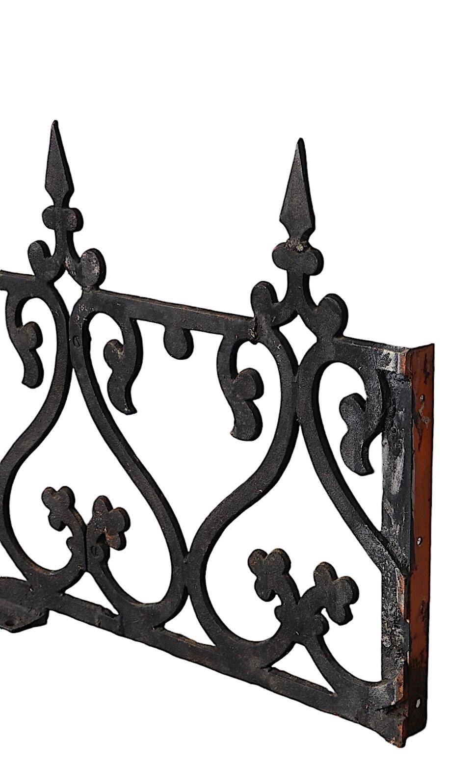 19th C. Victorian Aesthetic  Movement Cast Iron Widows Walk Fence Garden Element In Good Condition For Sale In New York, NY