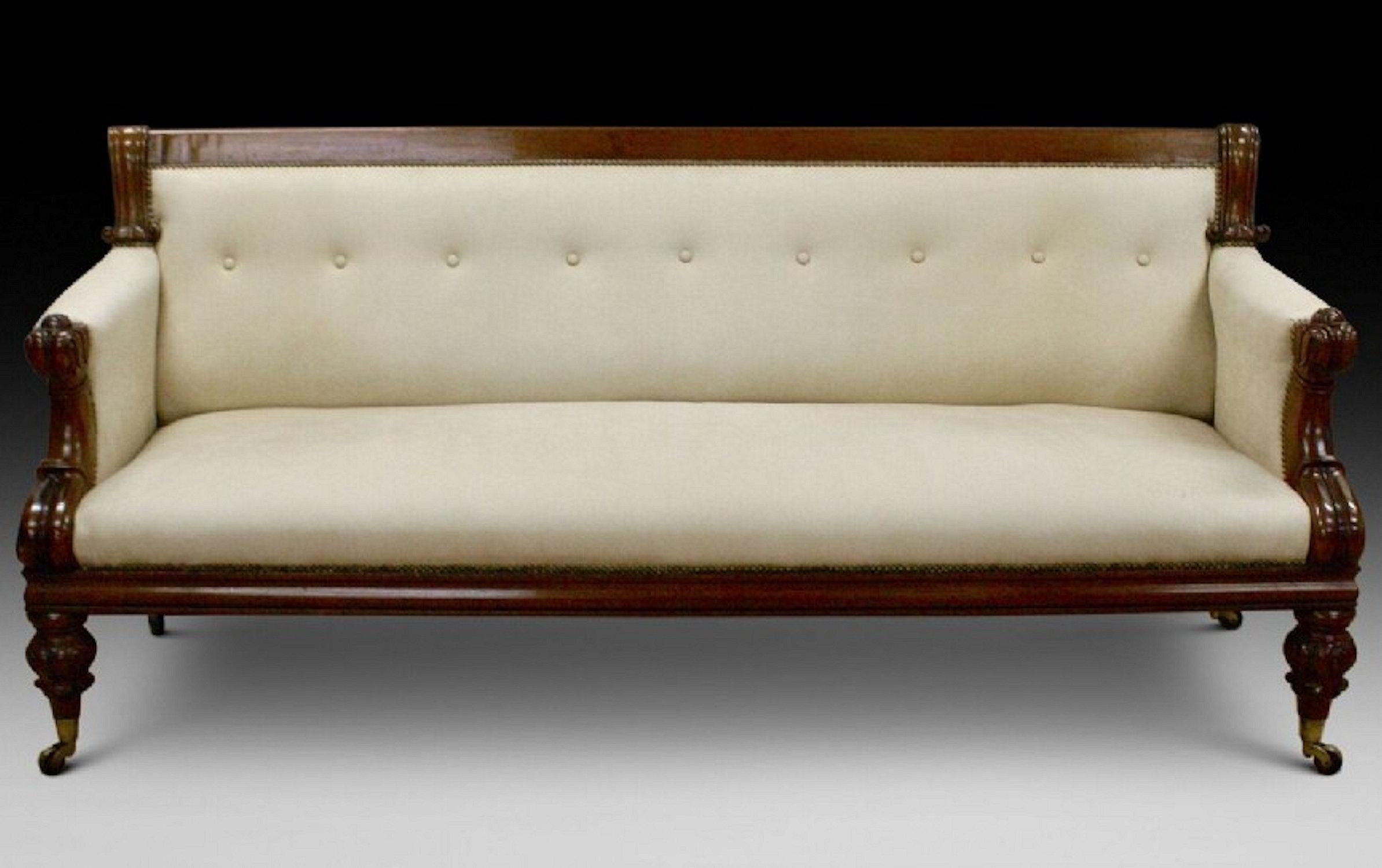 19th C. Victorian Mahogany Upholstered Sofa In Good Condition In London, GB