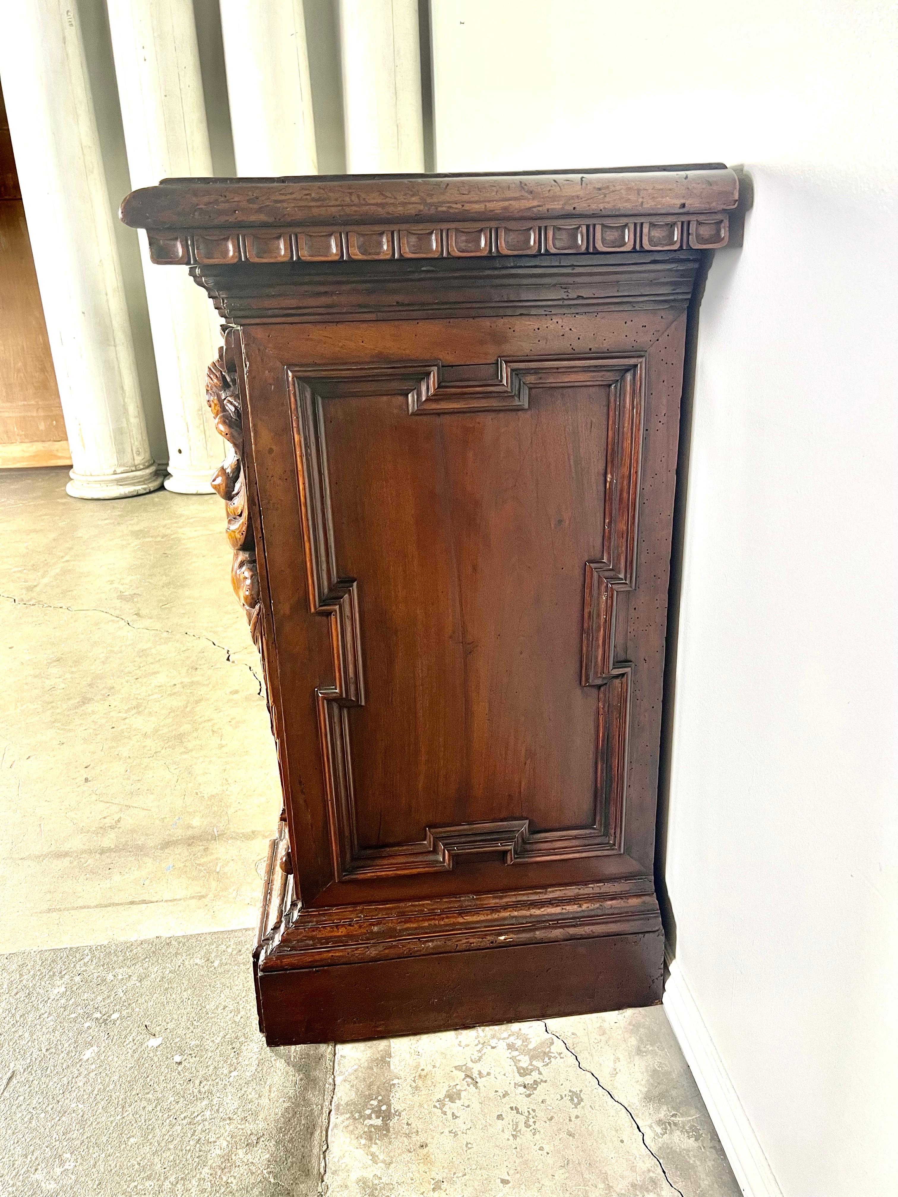 19th Century Walnut Italian Credenza with Intricate Carving Throughout For Sale 8