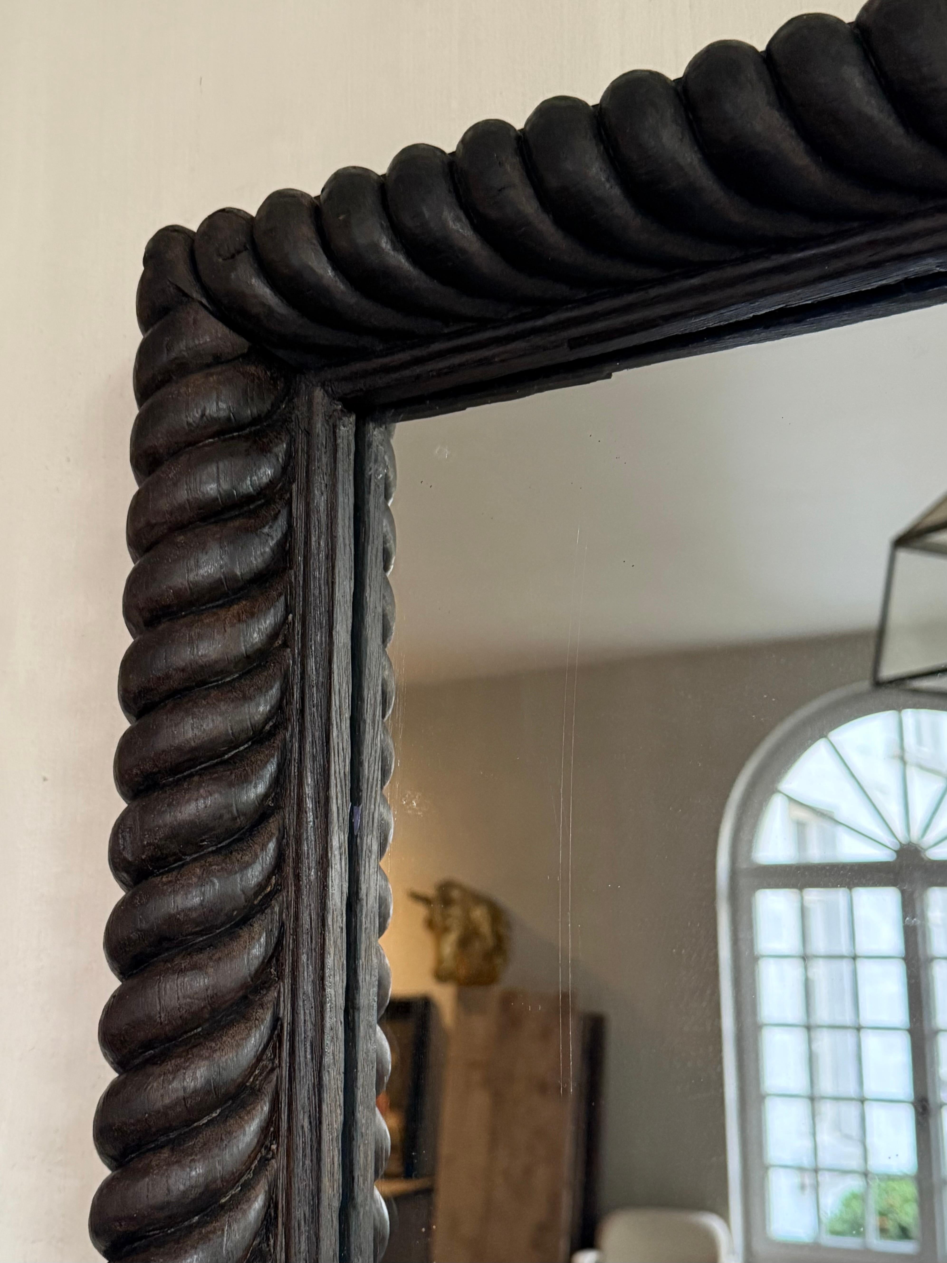 19th C Walnut Mirror In Good Condition For Sale In Nijlen, BE