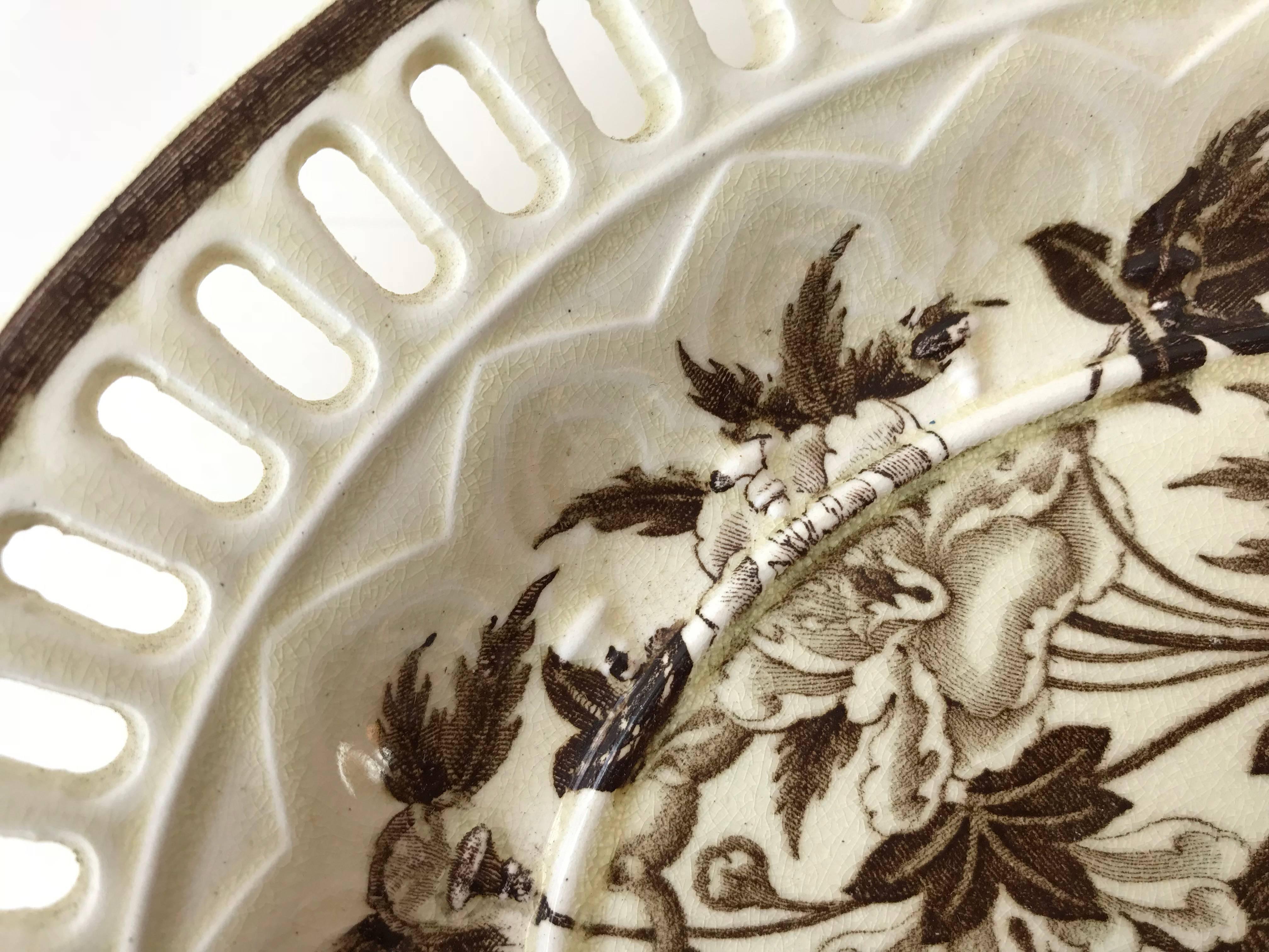 19th Century Wedgewood Creamware/Brown Transfer-decorated Platter and Bowl Set In Excellent Condition In Boston, MA