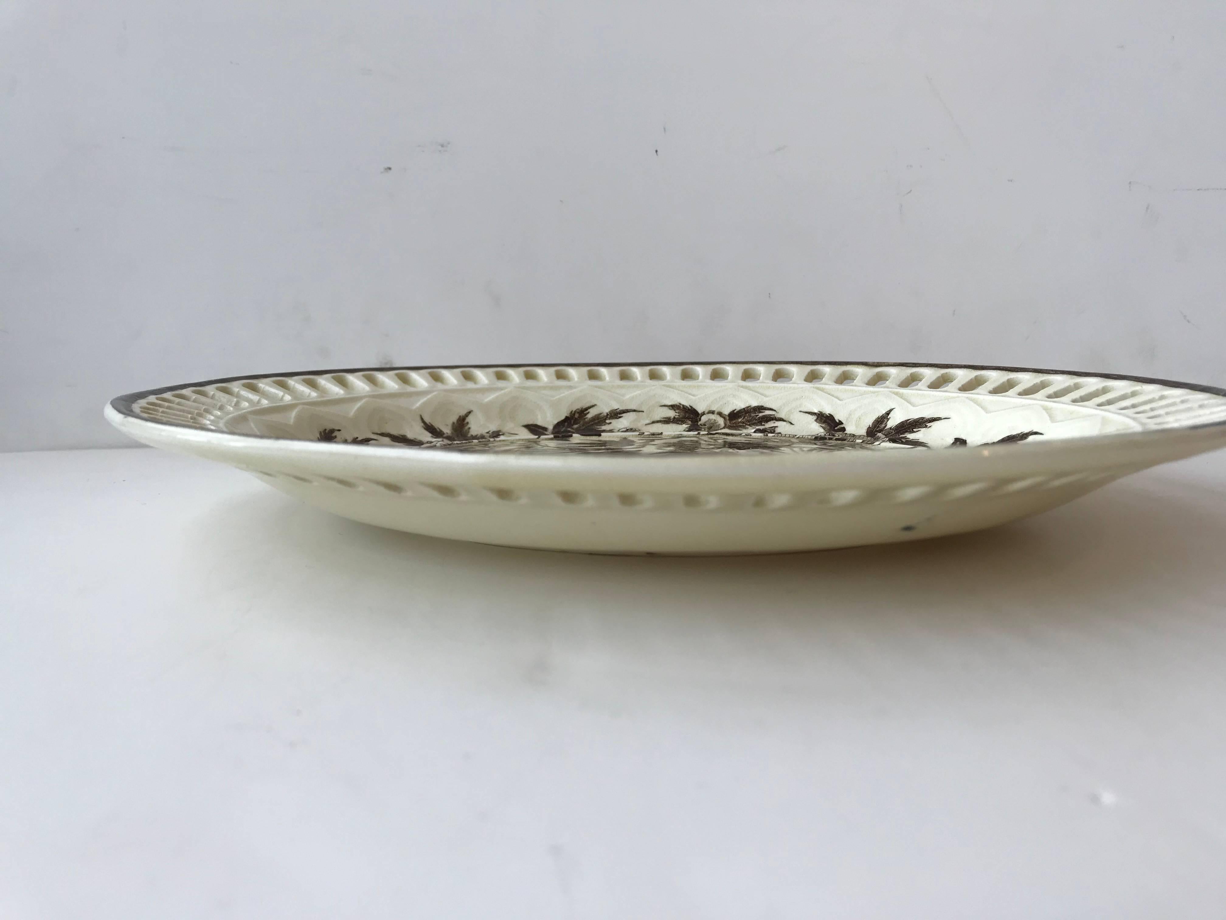Ceramic 19th Century Wedgewood Creamware/Brown Transfer-decorated Platter and Bowl Set
