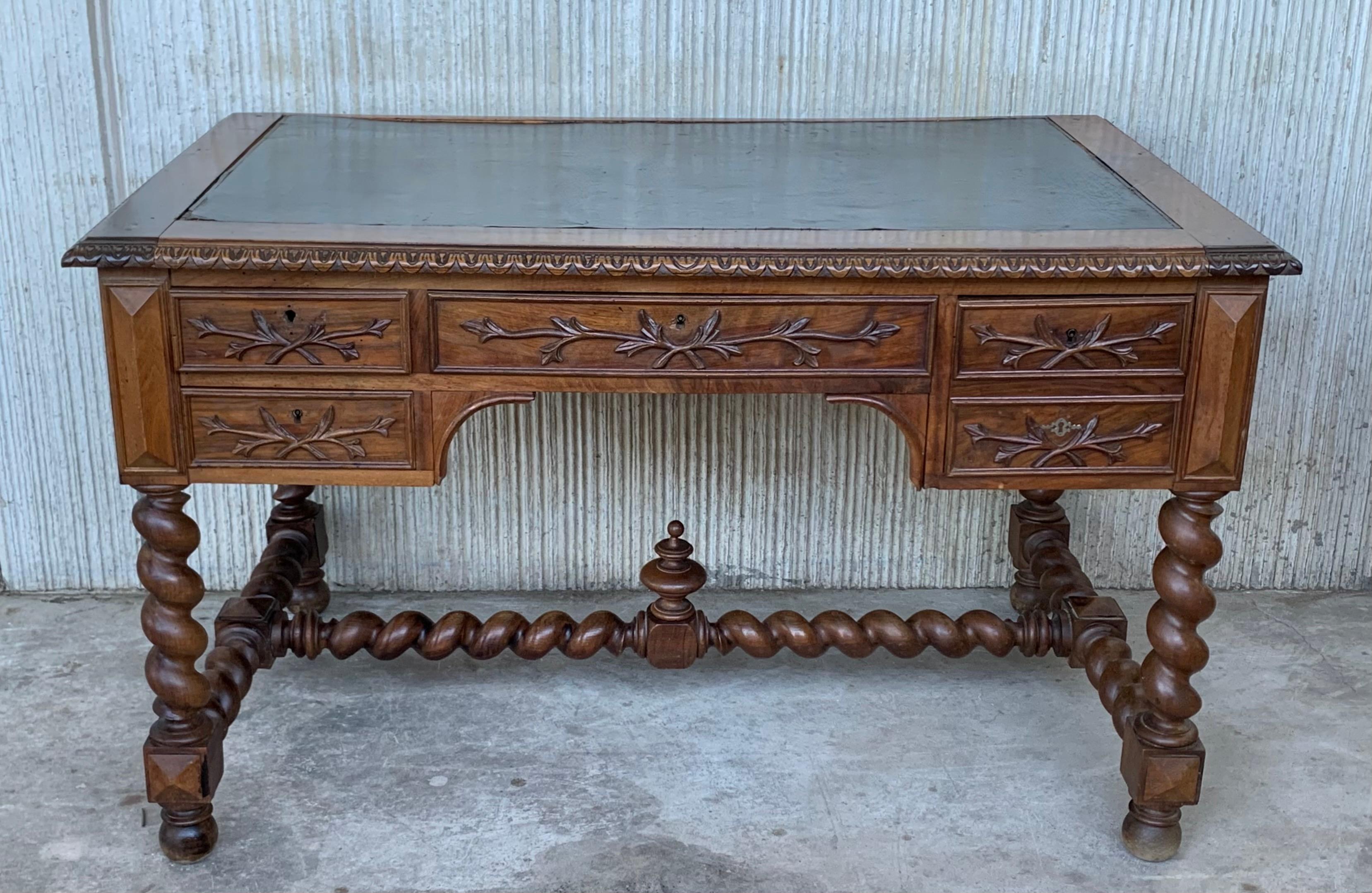 Spanish 19th Carved Oak Renaissance Style Desk with Leather Top and Two Leaves