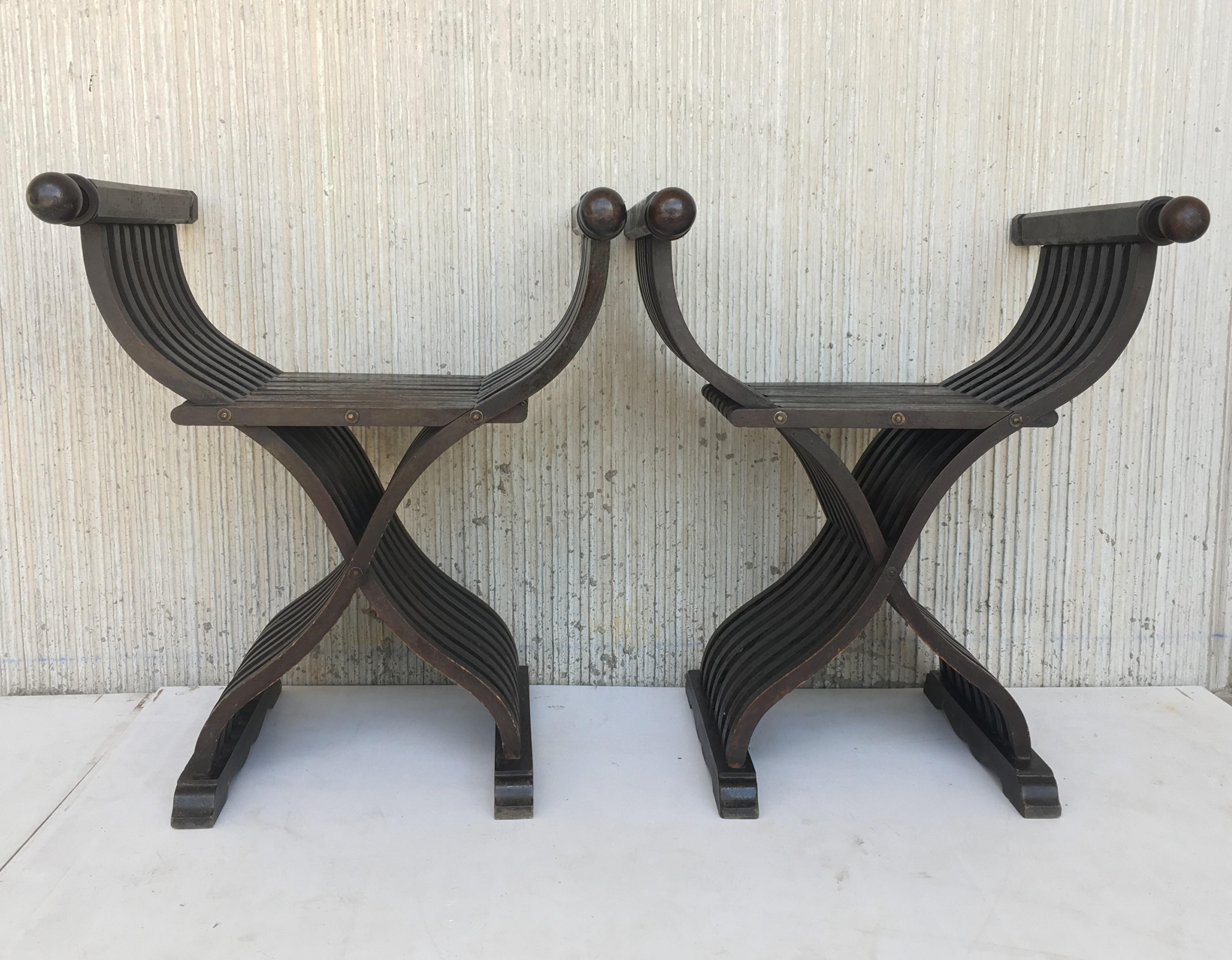 19th Century Carved Walnut Folding Scissors Savonarola Bench/Settle (Italienisch)