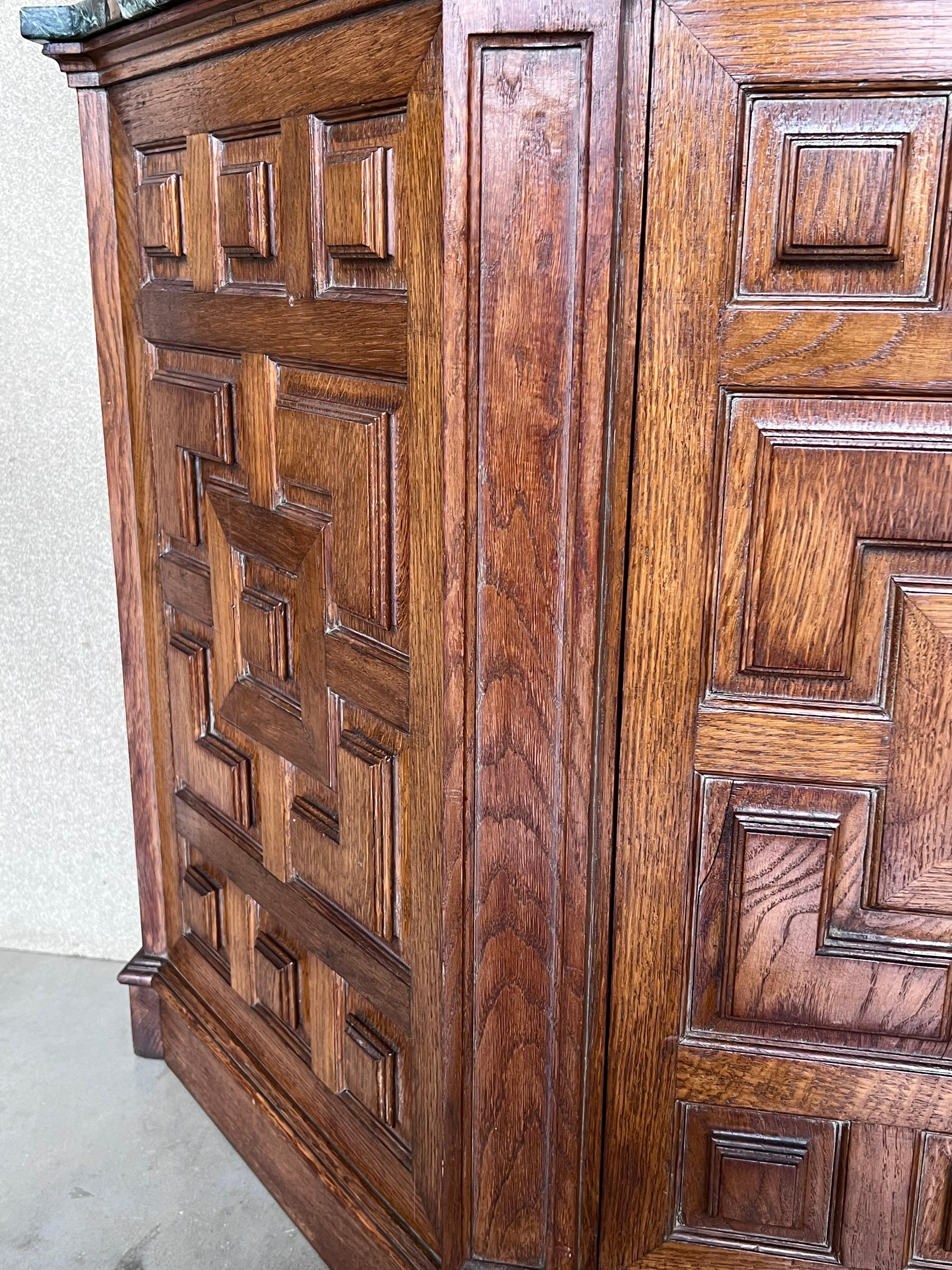 19th Catalan Spanish Baroque Carved Walnut Tuscan Two Doors Cabinet with Marble  For Sale 7