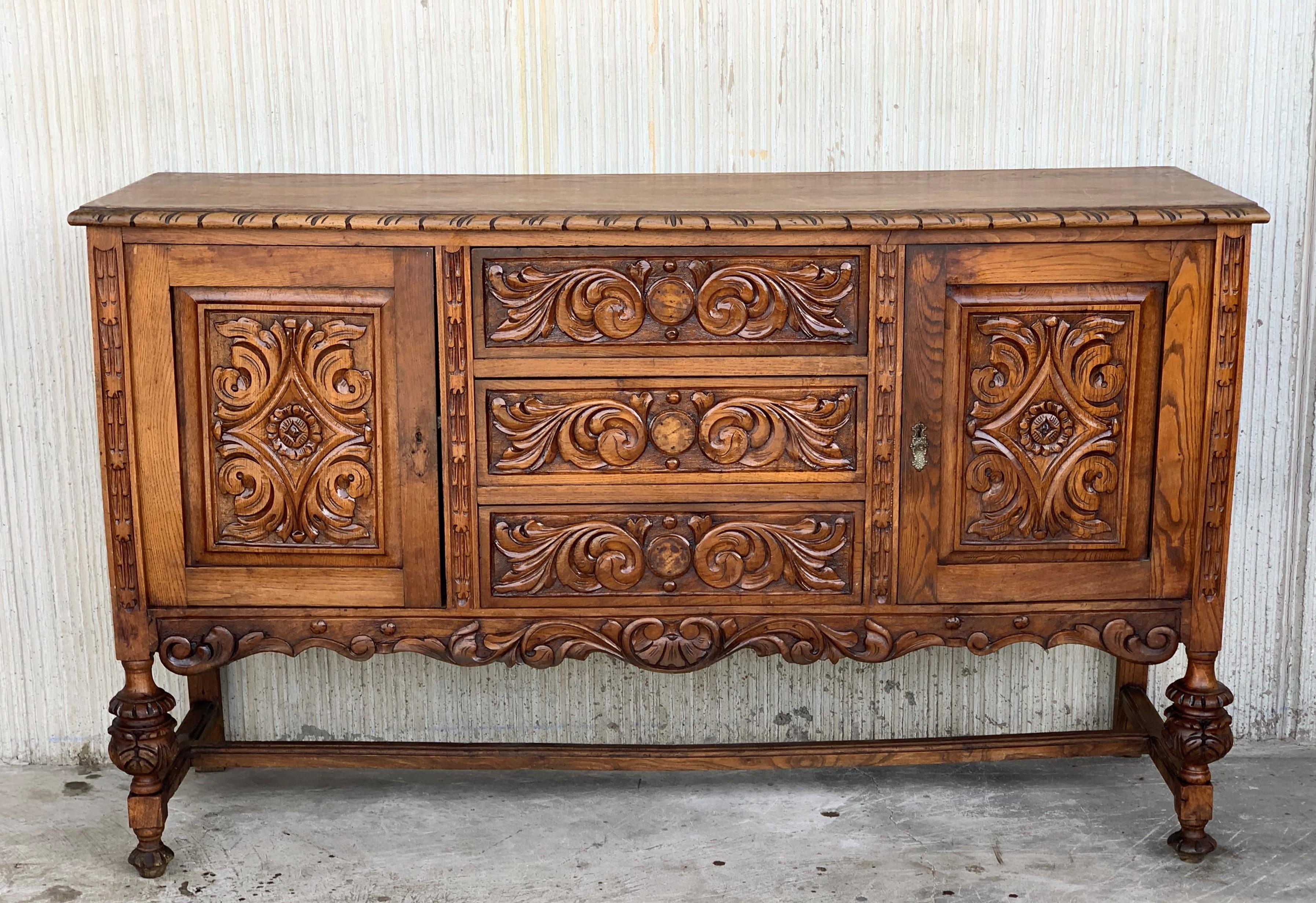 spanish buffet table