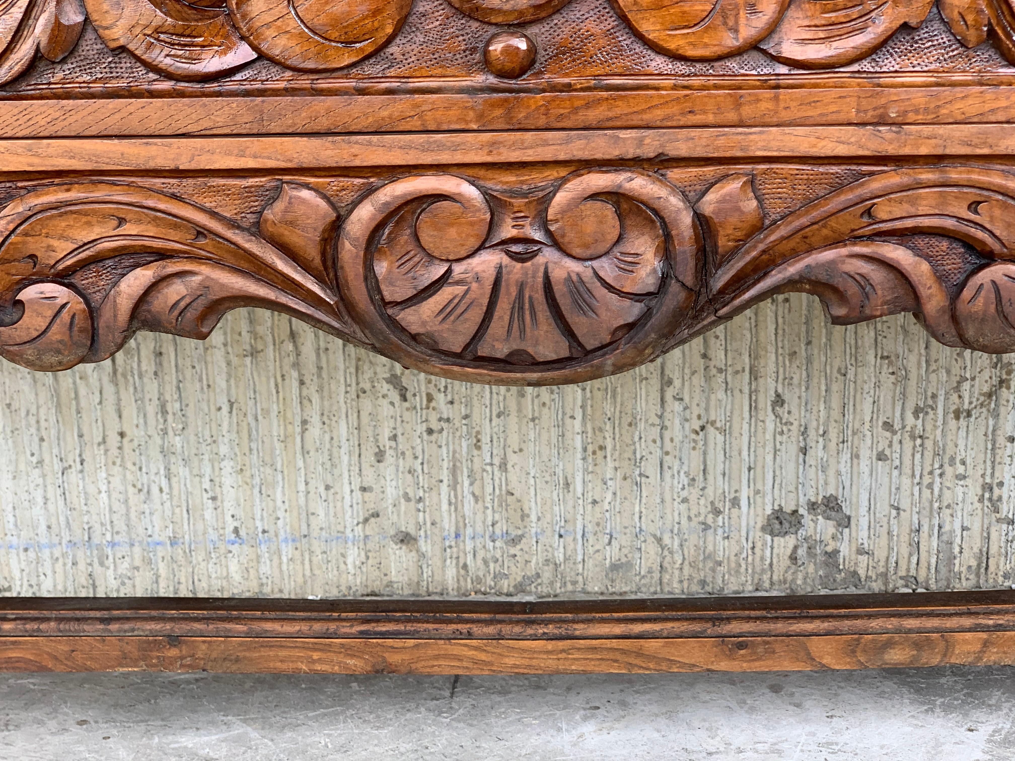 19th Century Catalan Spanish Buffet with Two Carved Drawers and Two Doors 1